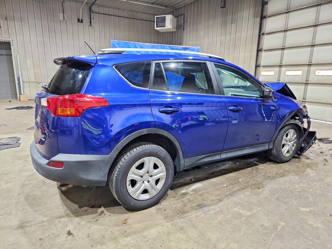 2014 Toyota Rav4 Le Blue vin: 2T3BFREV1EW210657