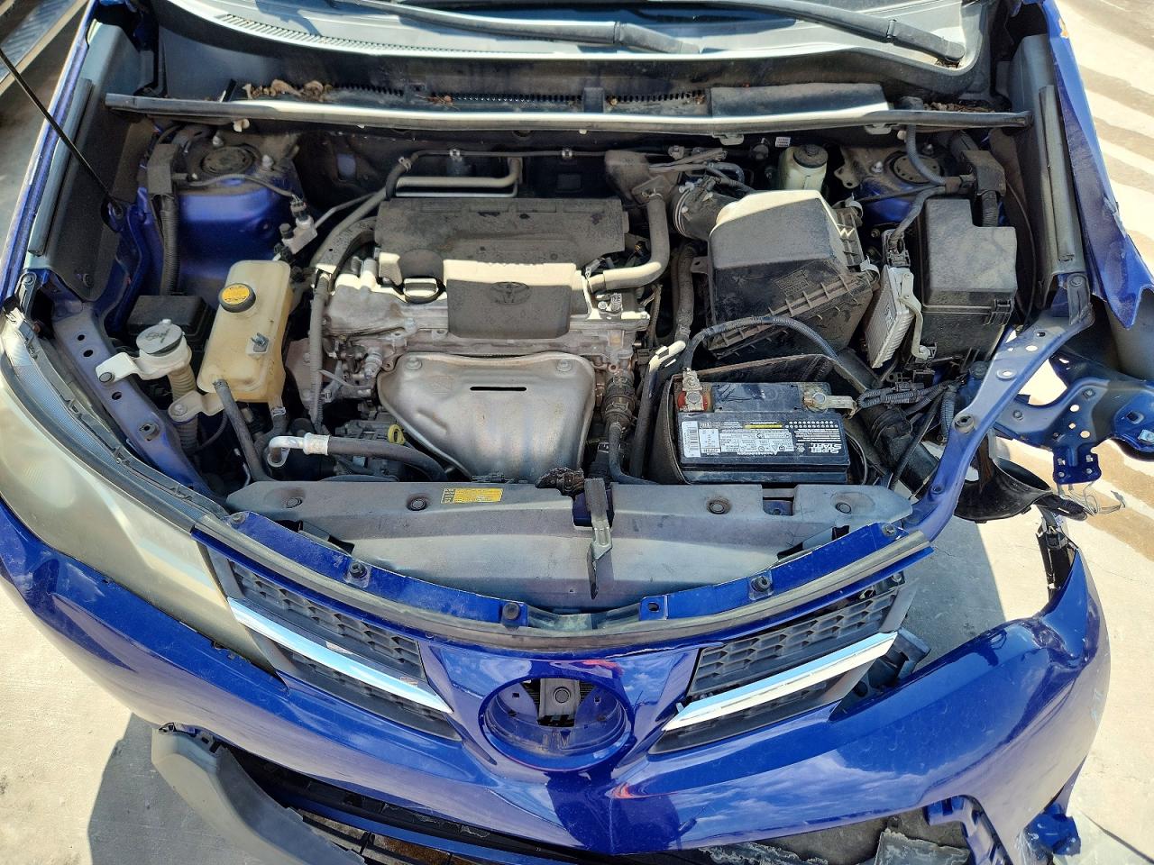 2014 Toyota Rav4 Le Blue vin: 2T3BFREV1EW211226