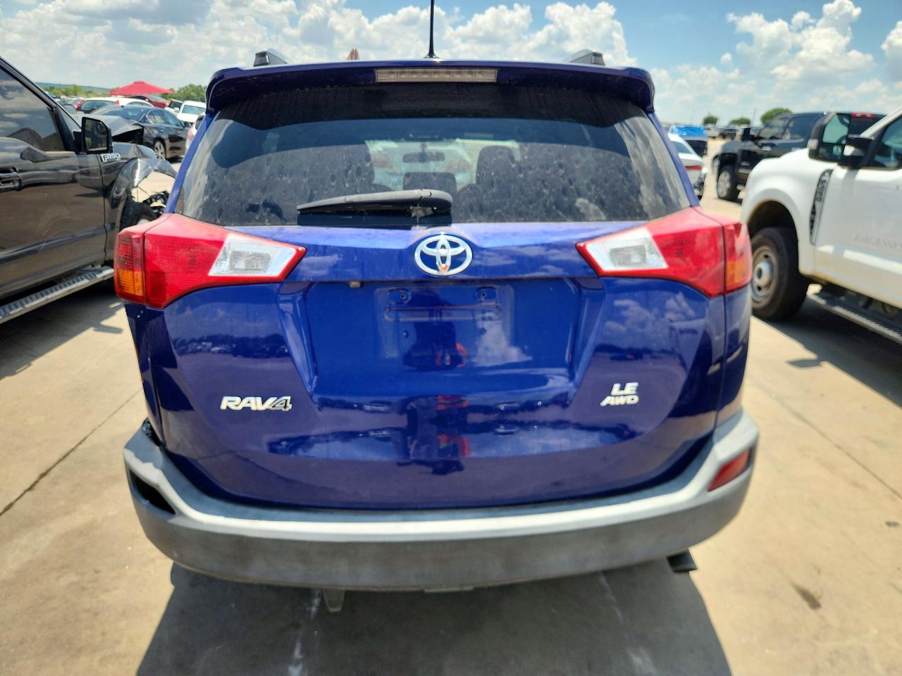 2014 Toyota Rav4 Le Blue vin: 2T3BFREV1EW211226