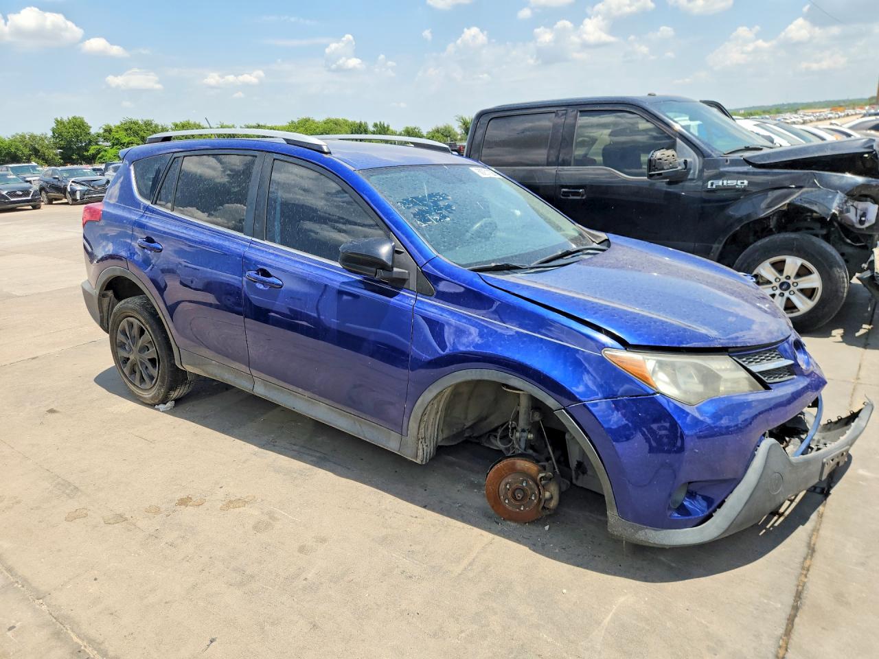 2014 Toyota Rav4 Le Blue vin: 2T3BFREV1EW211226