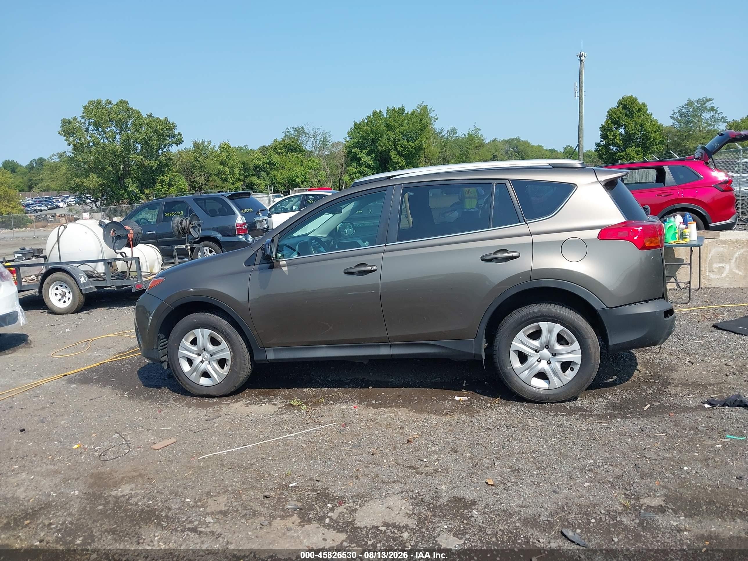 2014 Toyota Rav4 Le Brown vin: 2T3BFREV1EW218029