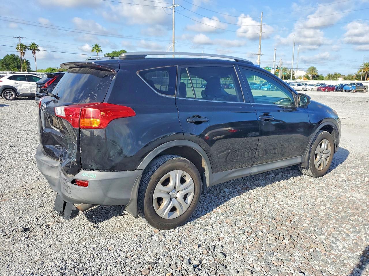 2015 Toyota Rav4 Le Black vin: 2T3BFREV1FW251629