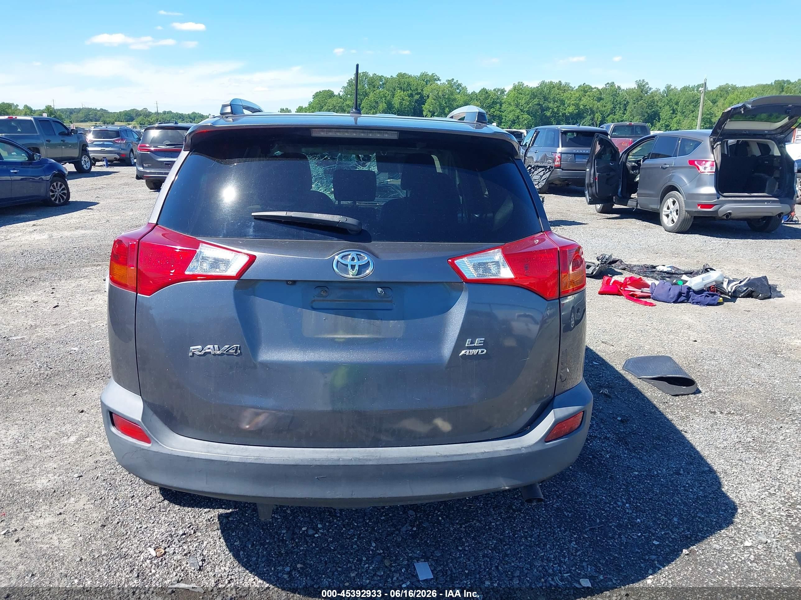 2015 Toyota Rav4 Le Черный vin: 2T3BFREV1FW327432