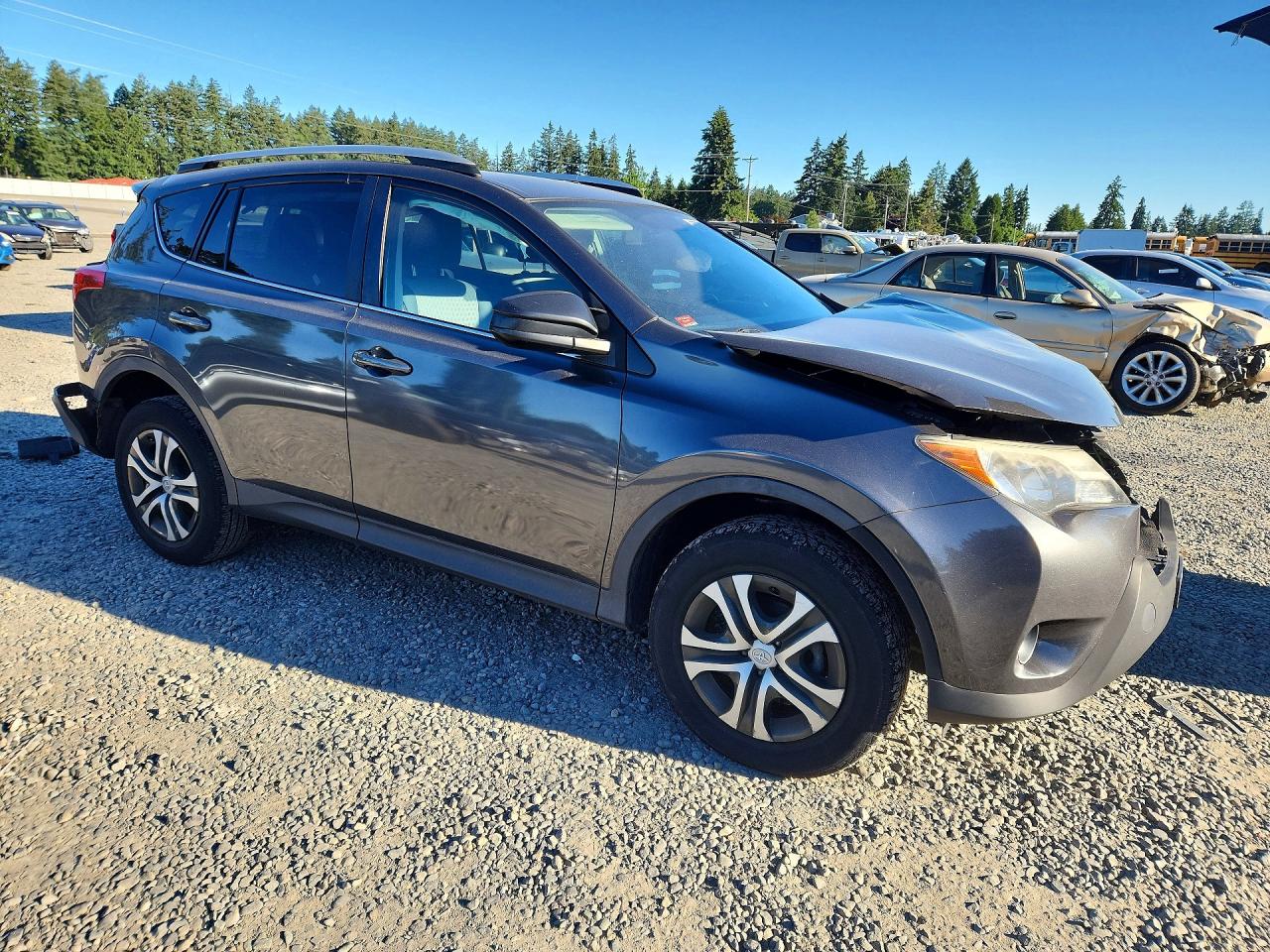 2015 Toyota Rav4 Le Gray vin: 2T3BFREV1FW340312