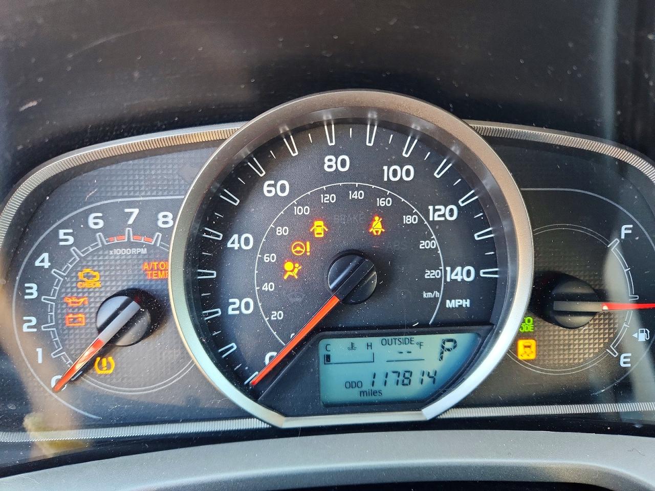 2015 Toyota Rav4 Le Gray vin: 2T3BFREV1FW340312