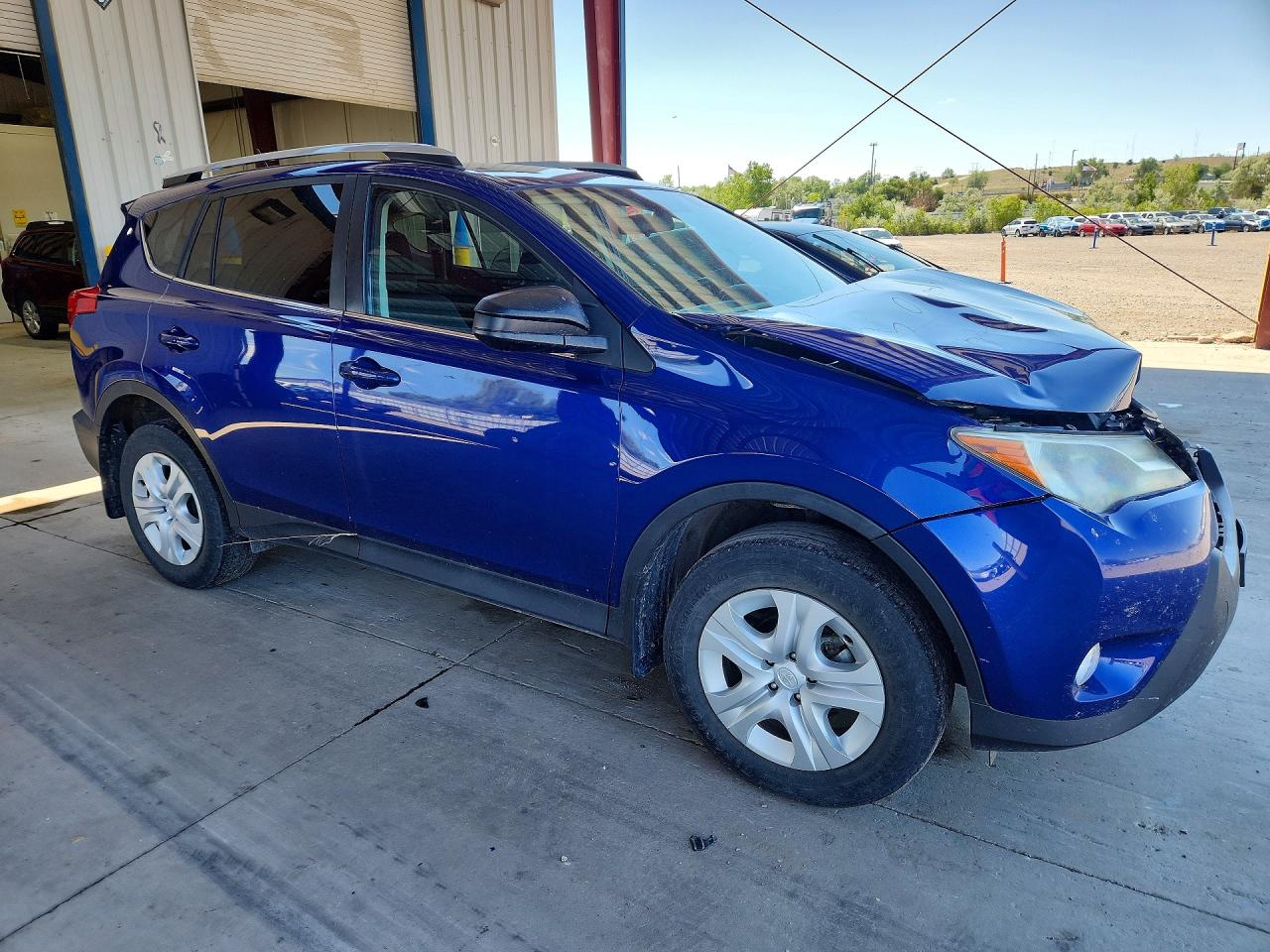 2015 Toyota Rav4 Le Blue vin: 2T3BFREV1FW359362