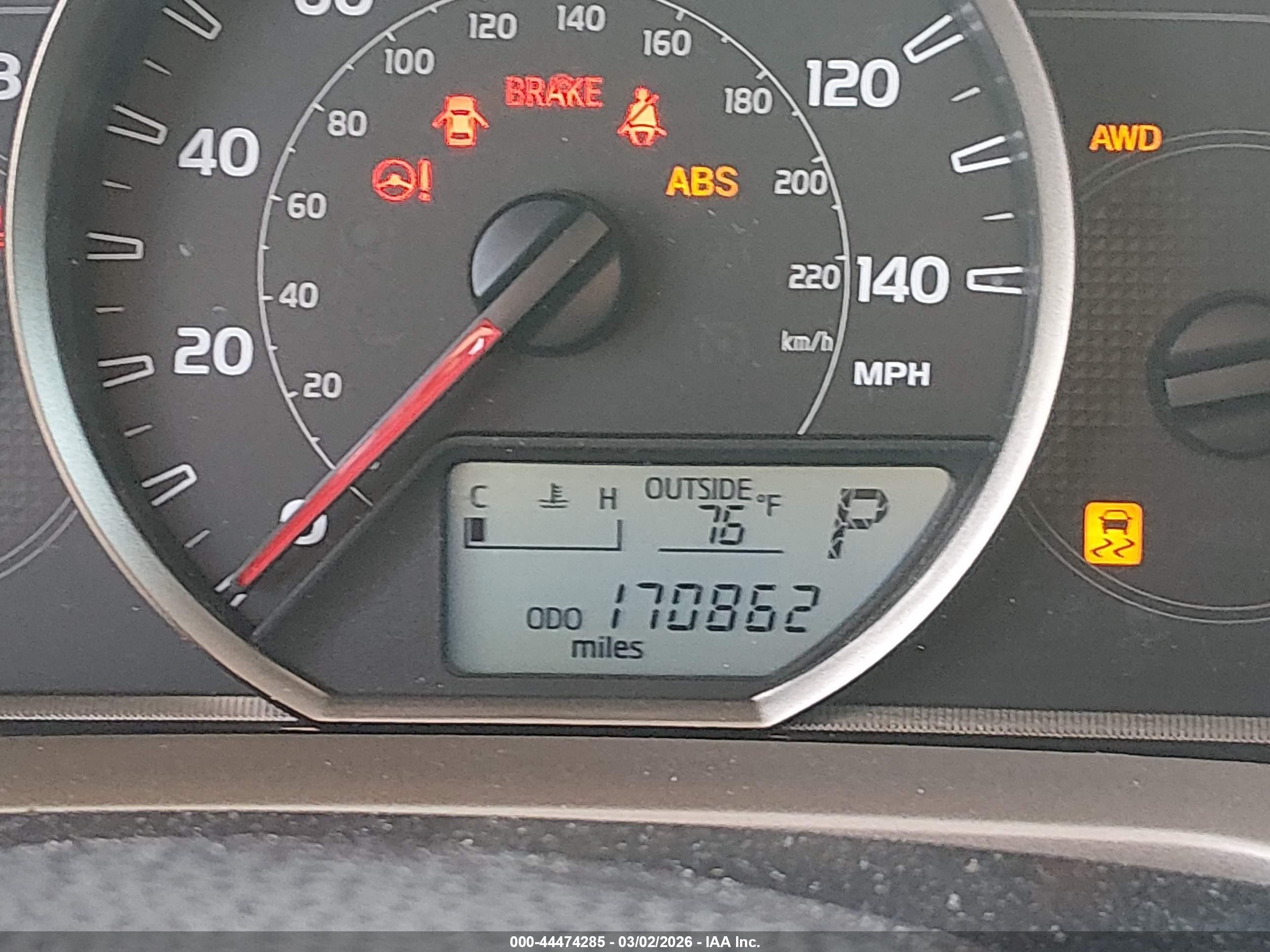 2015 Toyota Rav4 Le Gray vin: 2T3BFREV1FW386285