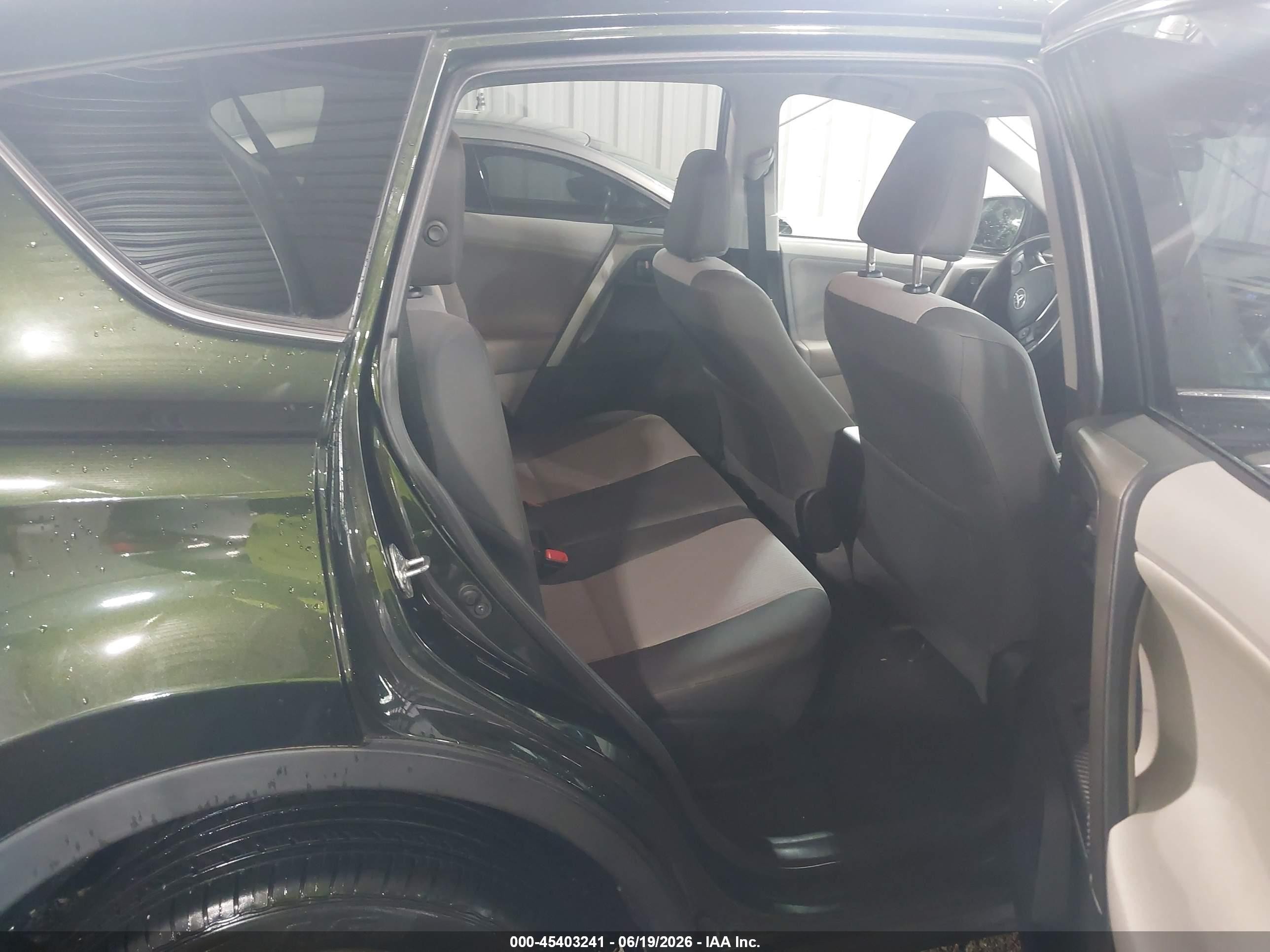 2013 Toyota Rav4 Le Green vin: 2T3BFREV2DW016802