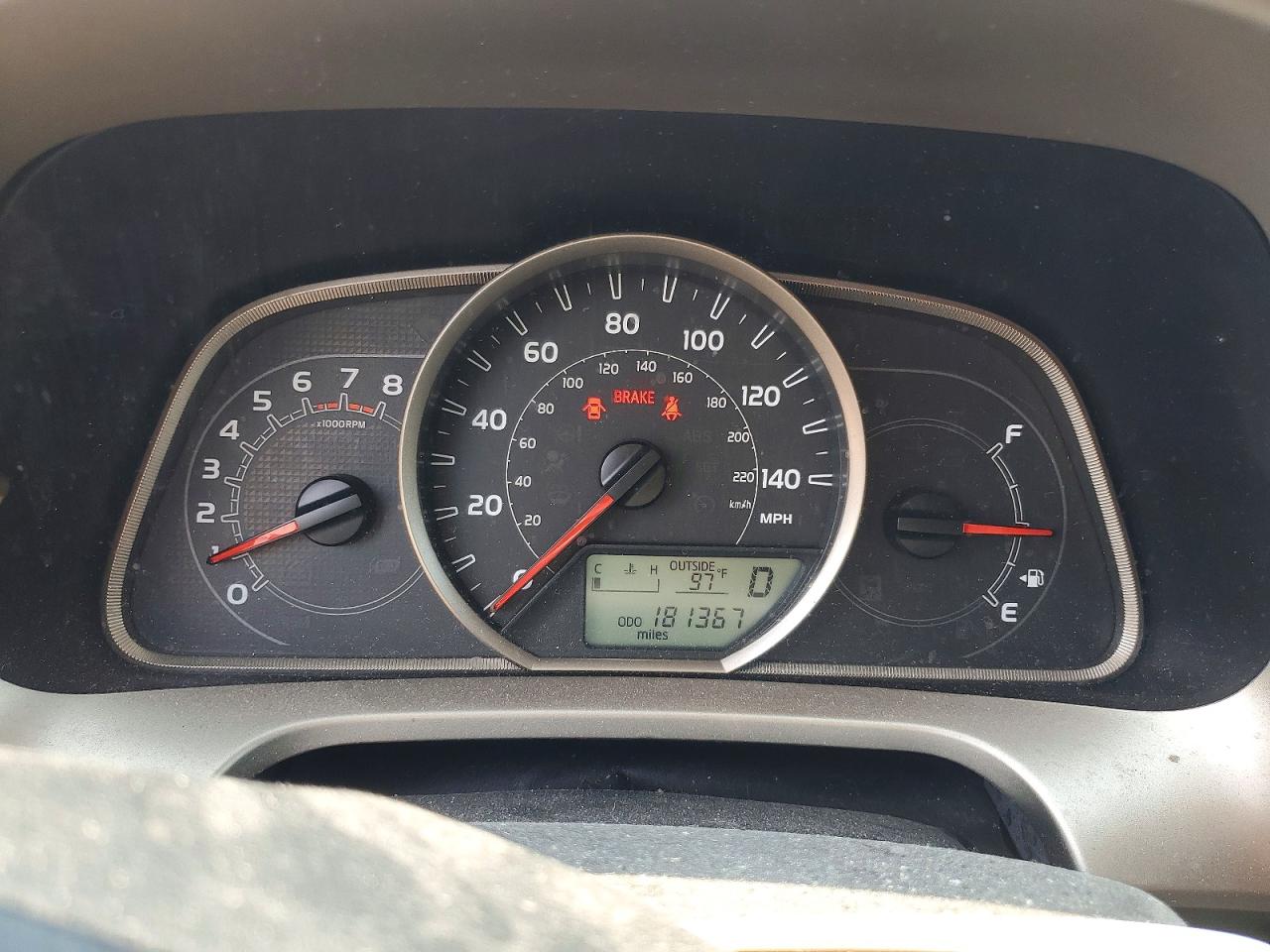 2013 Toyota Rav4 Le Gray vin: 2T3BFREV2DW029243