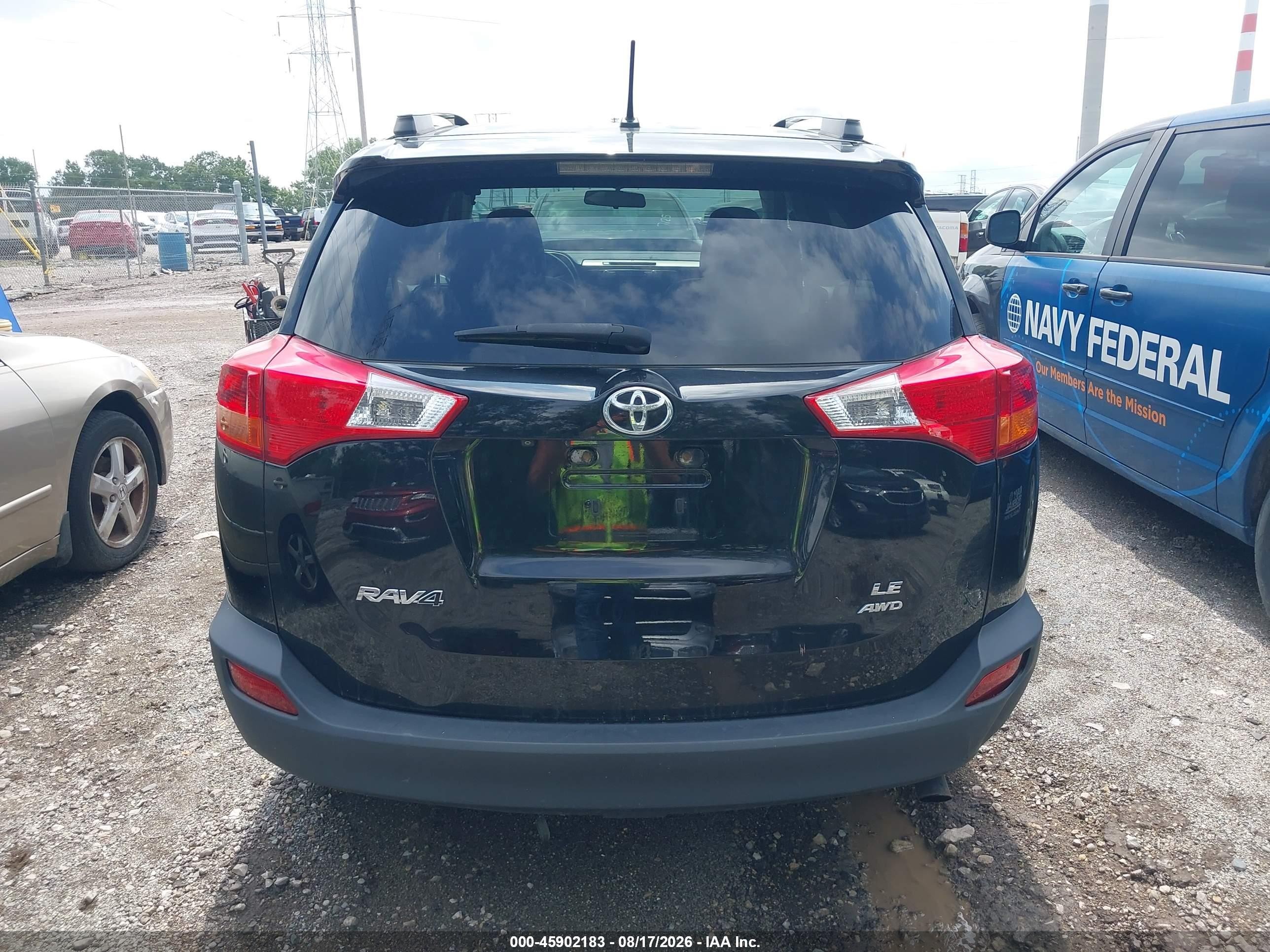 2013 Toyota Rav4 Le Black vin: 2T3BFREV2DW035138