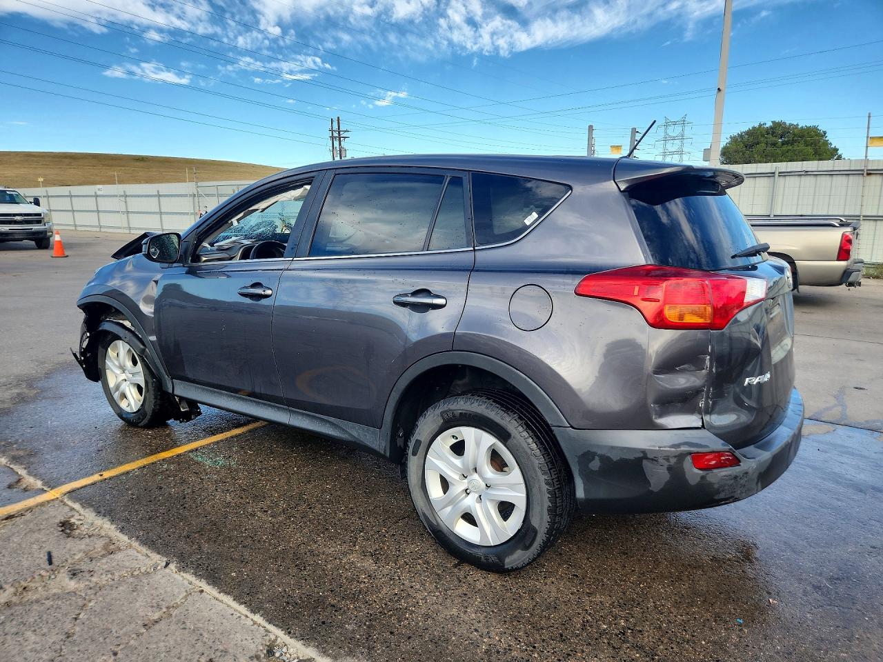 2013 Toyota Rav4 Le Gray vin: 2T3BFREV2DW051176