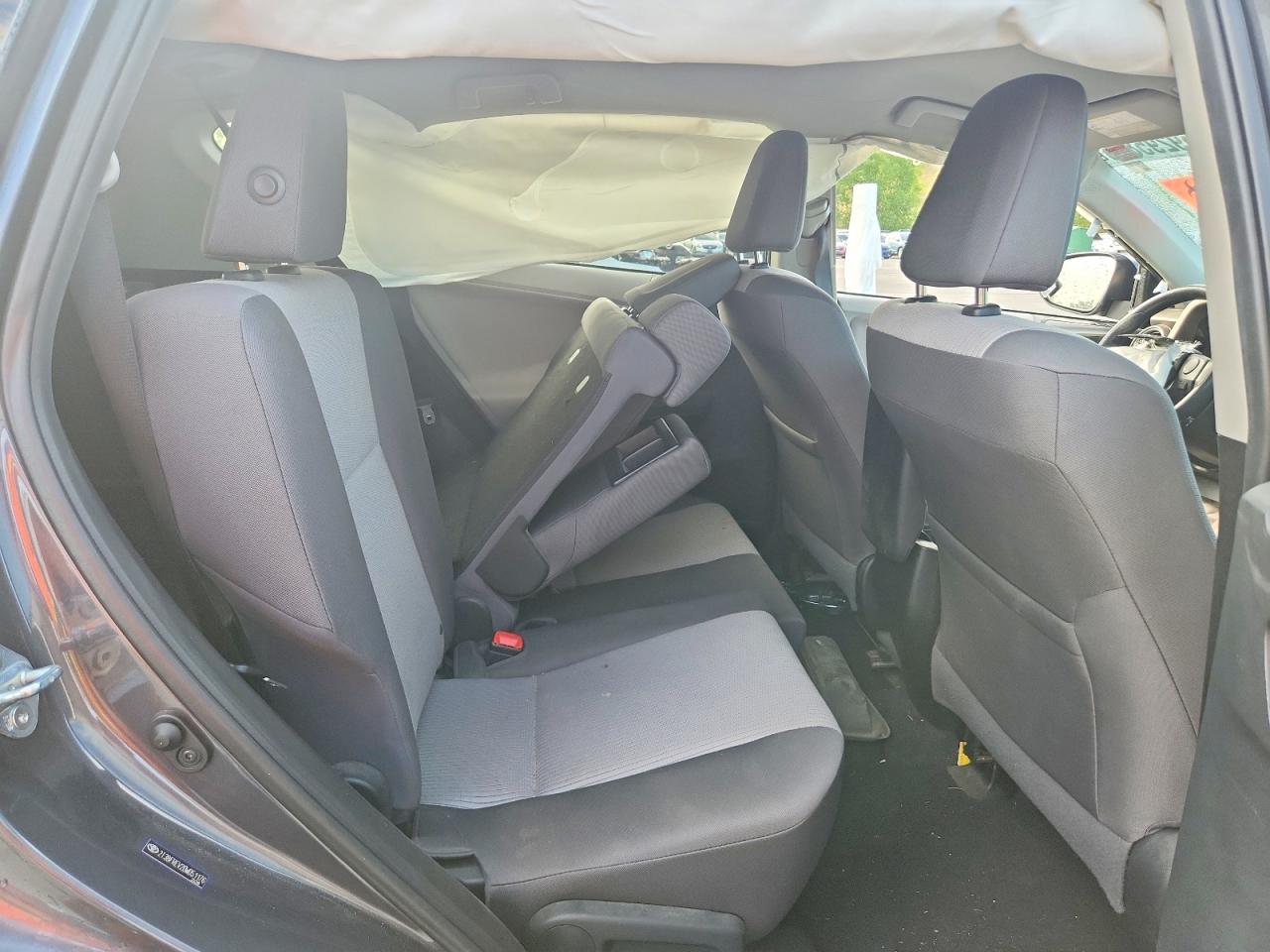 2013 Toyota Rav4 Le Gray vin: 2T3BFREV2DW051176