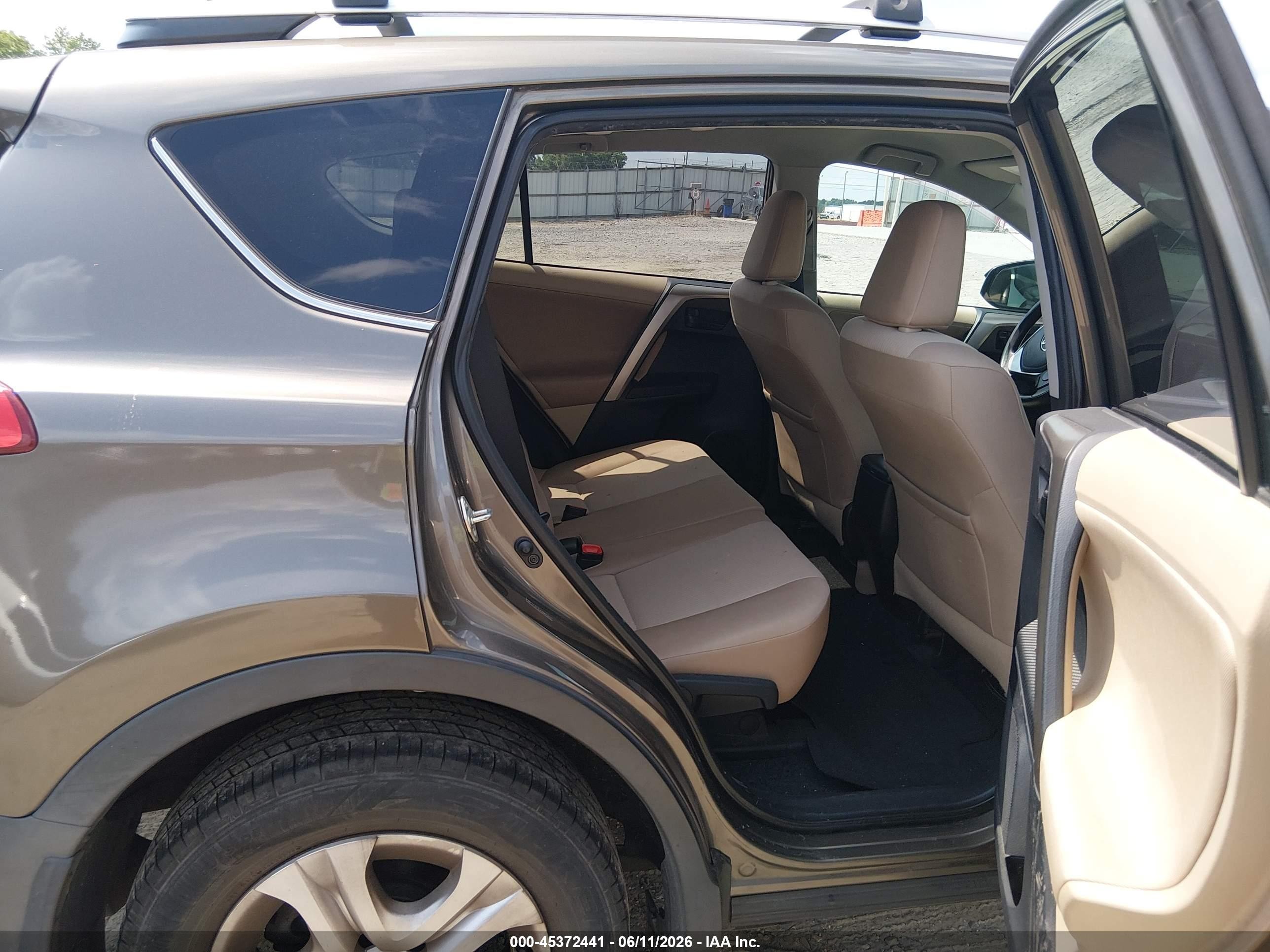 2013 Toyota Rav4 Le Коричневый vin: 2T3BFREV2DW061402