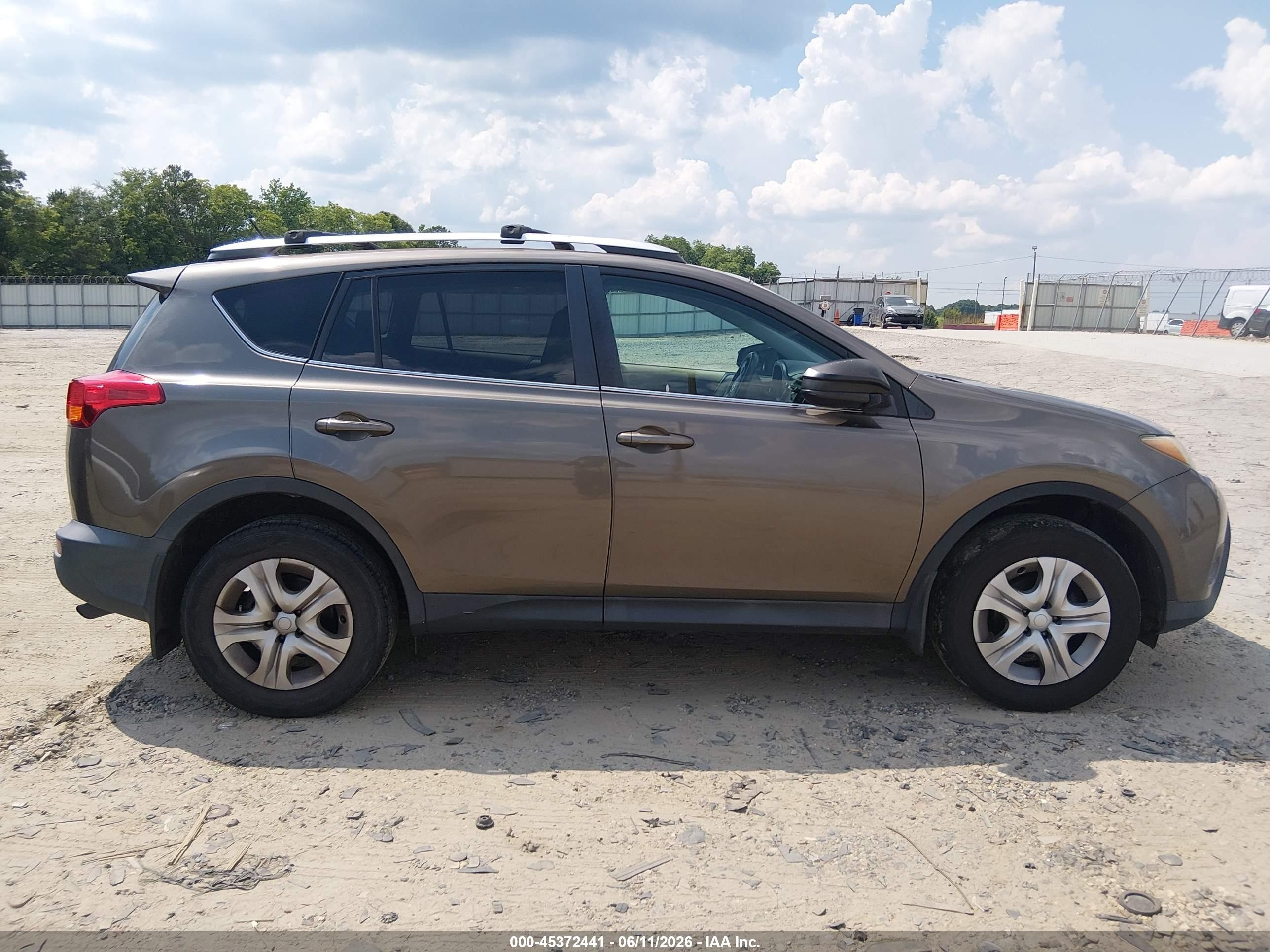 2013 Toyota Rav4 Le Коричневый vin: 2T3BFREV2DW061402