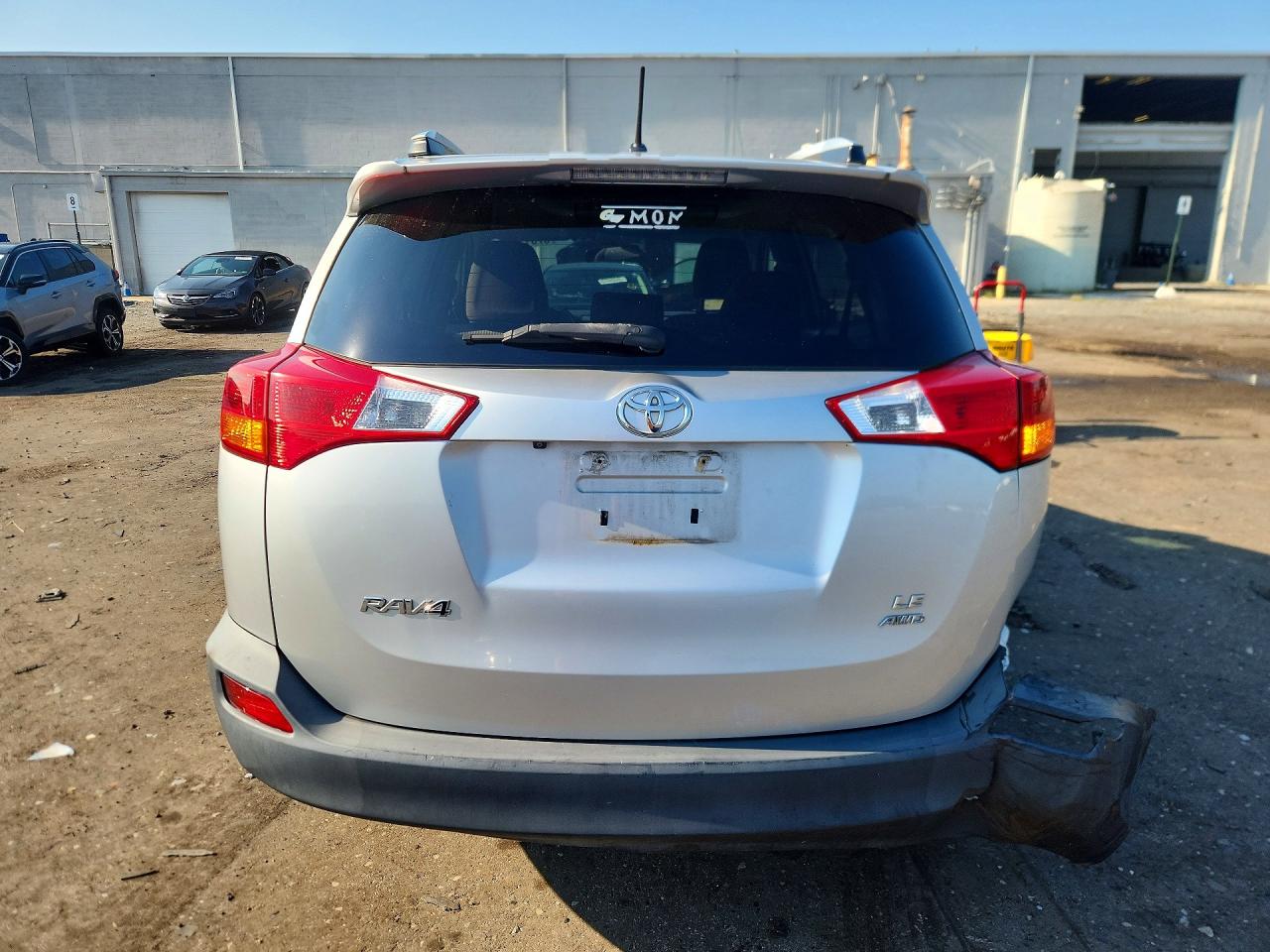 2013 Toyota Rav4 Le Silver vin: 2T3BFREV2DW063666