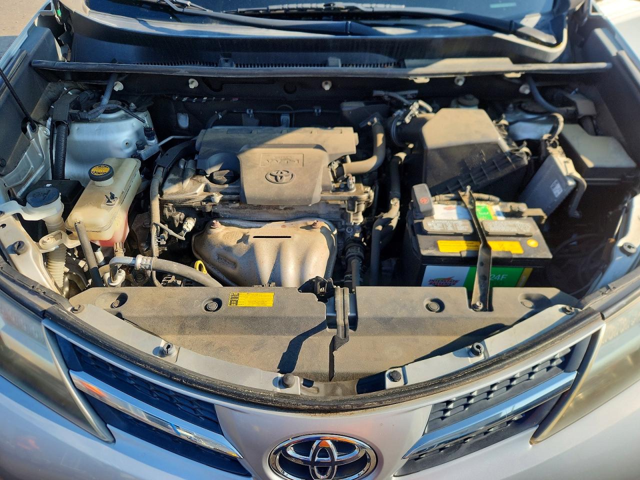2013 Toyota Rav4 Le Silver vin: 2T3BFREV2DW063666