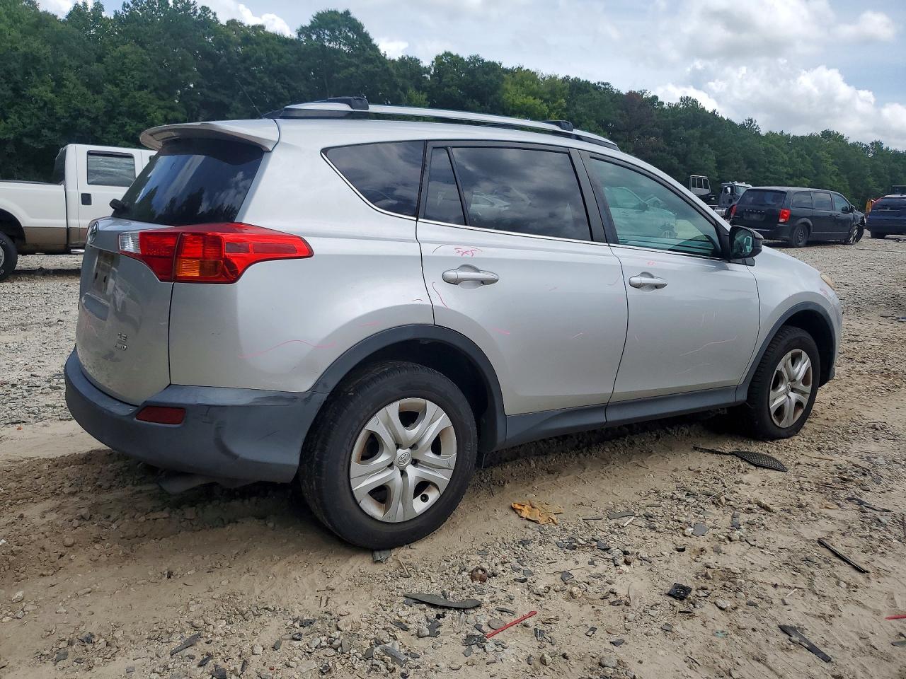 2013 Toyota Rav4 Le Silver vin: 2T3BFREV2DW064638