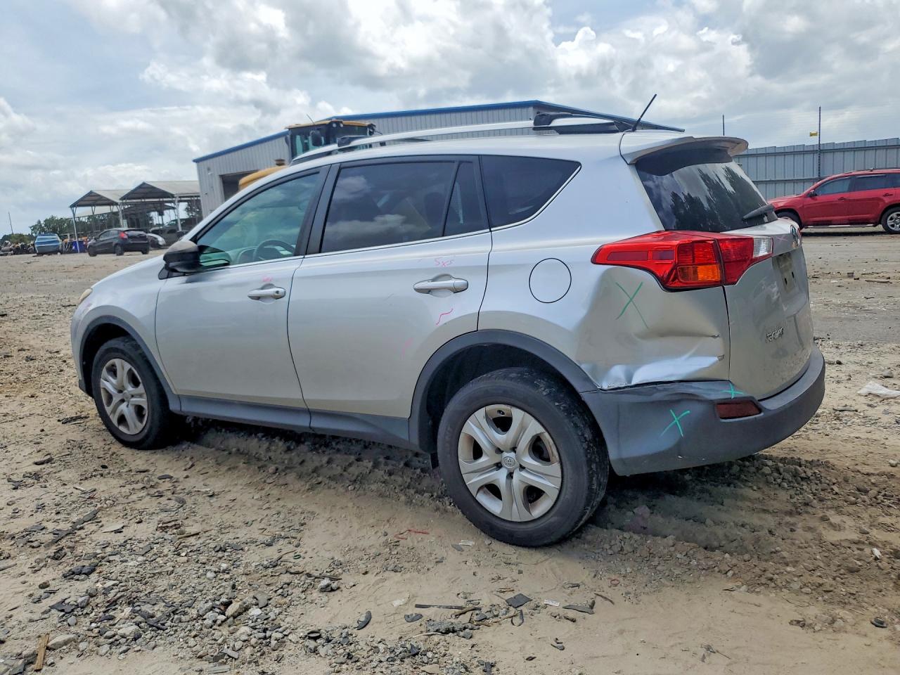 2013 Toyota Rav4 Le Silver vin: 2T3BFREV2DW064638