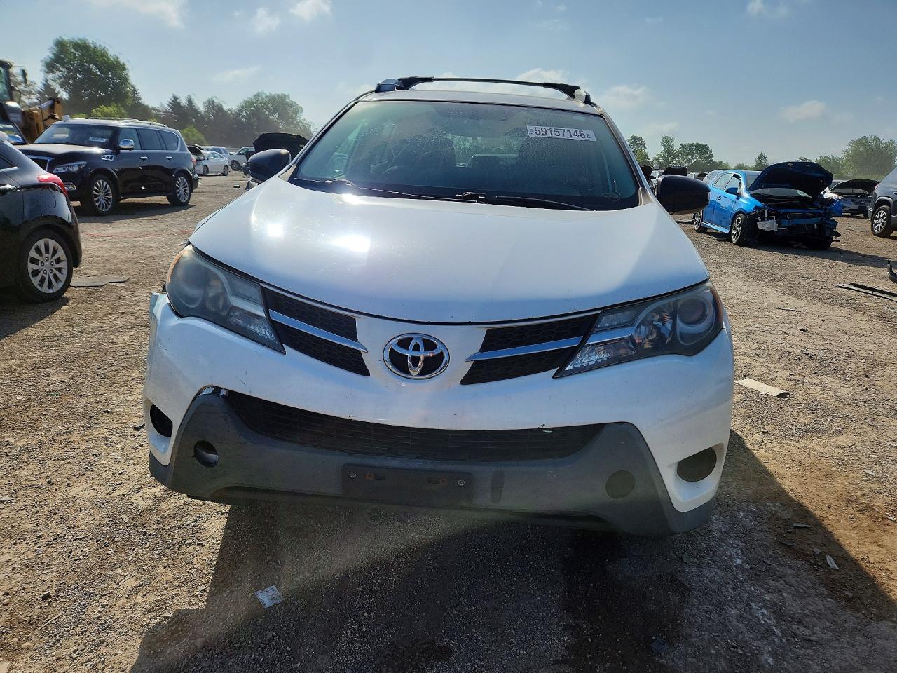 2013 Toyota Rav4 Le White vin: 2T3BFREV2DW086347