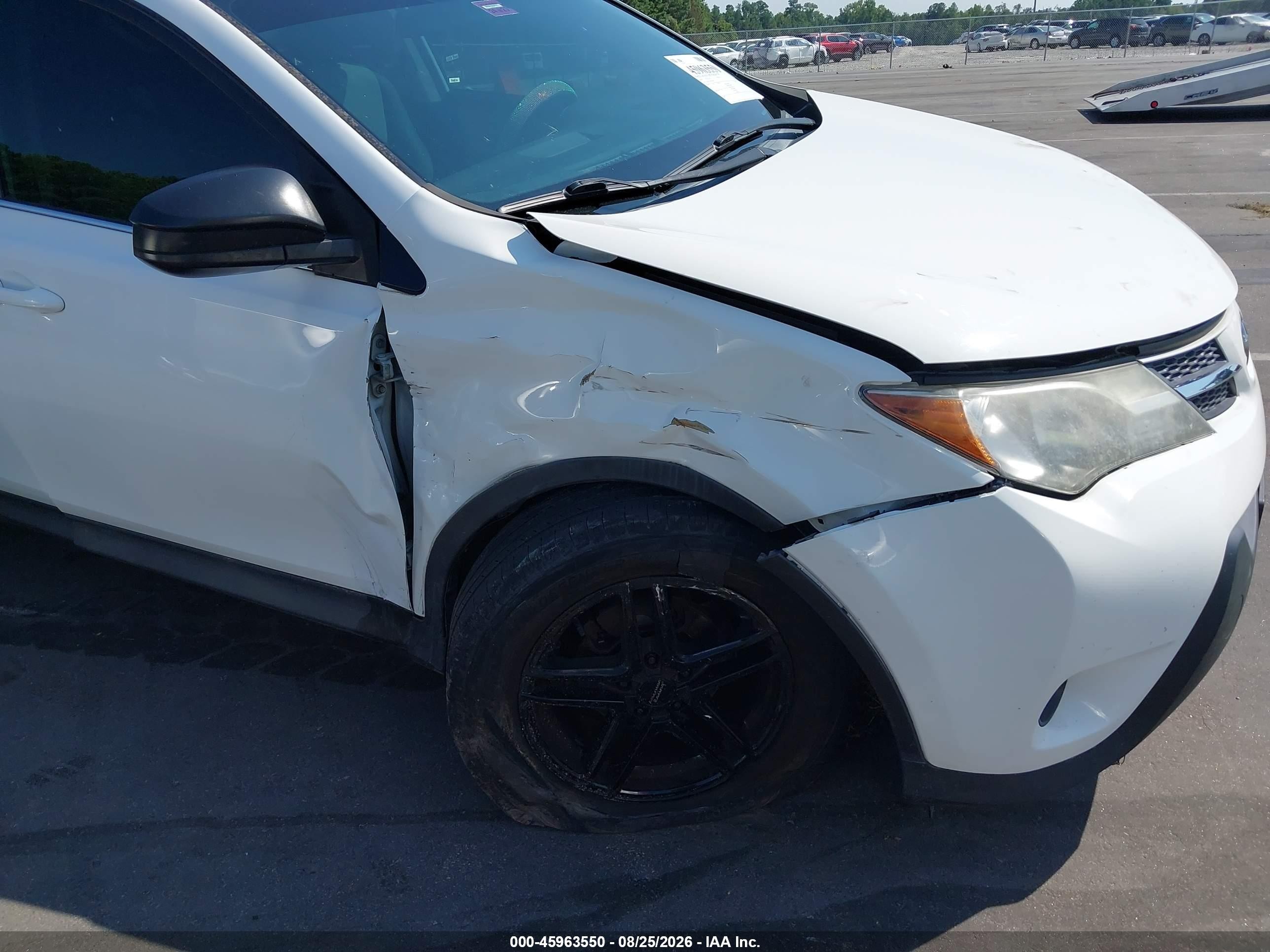 2014 Toyota Rav4 Le White vin: 2T3BFREV2EW201594