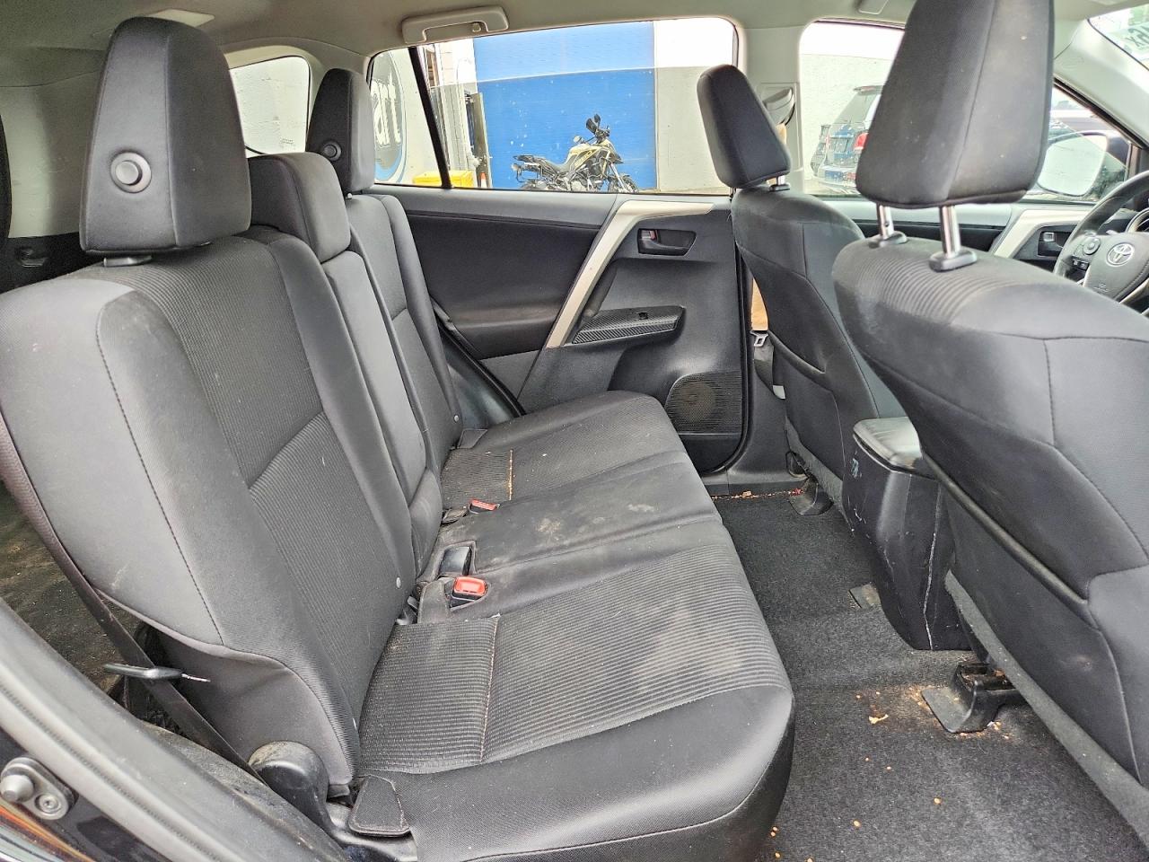 2015 Toyota Rav4 Le Black vin: 2T3BFREV2FW239649