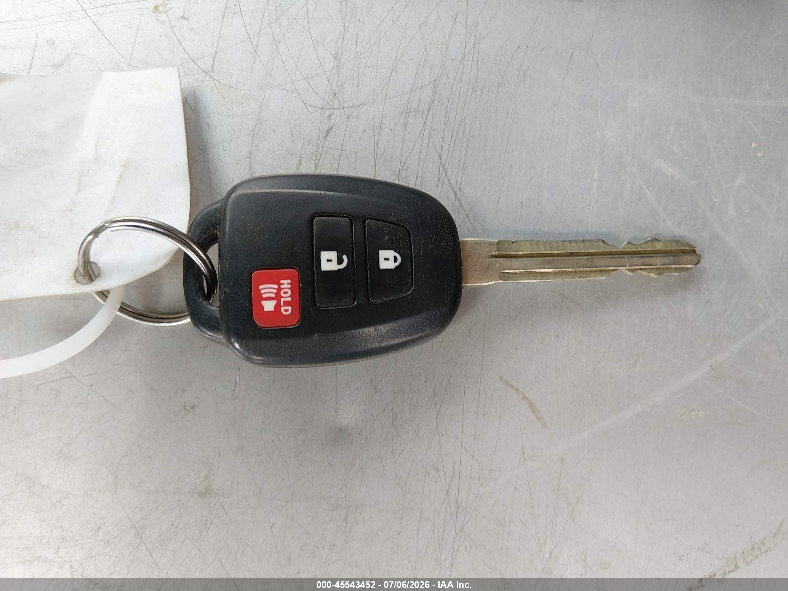 2015 Toyota Rav4 Le Brown vin: 2T3BFREV2FW251221