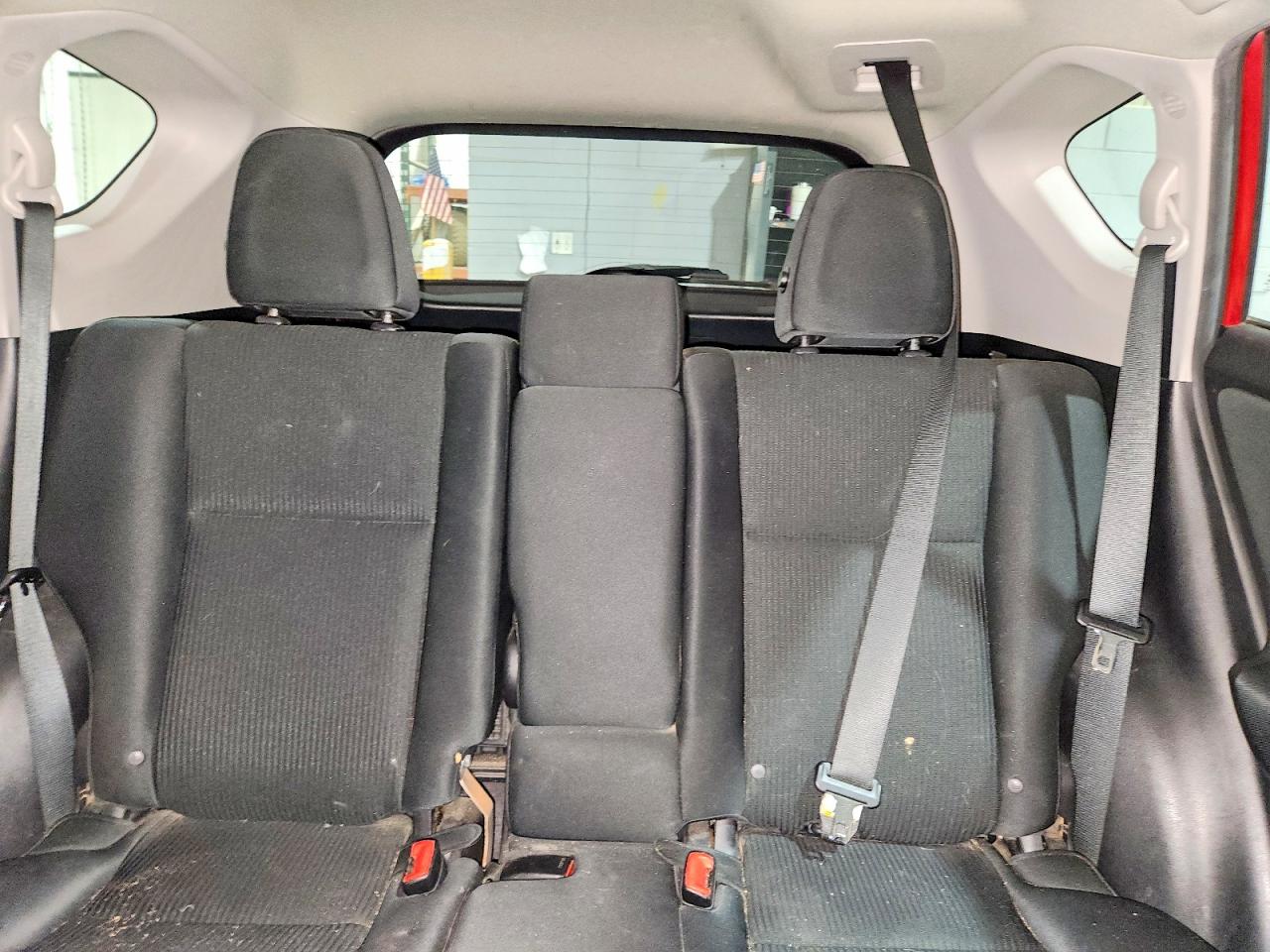 2015 Toyota Rav4 Le Red vin: 2T3BFREV2FW261375