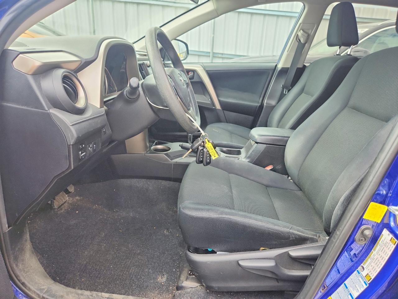 2015 Toyota Rav4 Le Blue vin: 2T3BFREV2FW276278