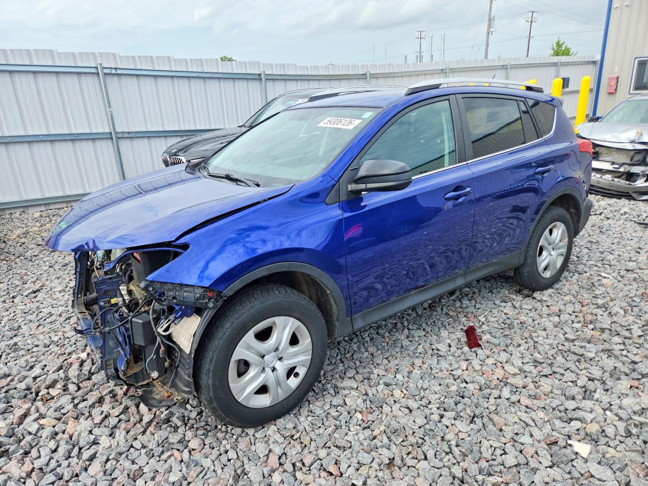 2015 Toyota Rav4 Le Blue vin: 2T3BFREV2FW276278