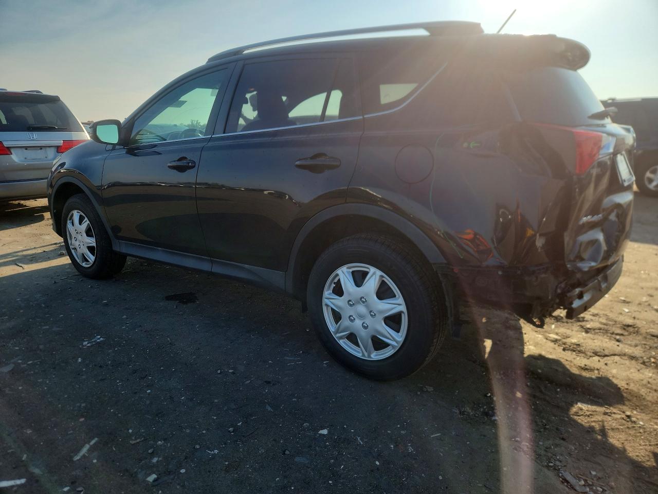 2015 Toyota Rav4 Le Black vin: 2T3BFREV2FW336303