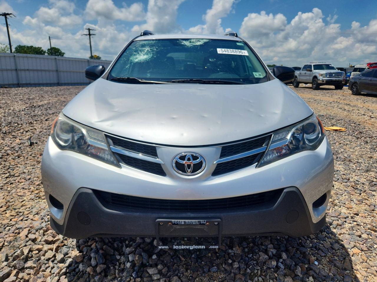 2015 Toyota Rav4 Le Silver vin: 2T3BFREV2FW352727