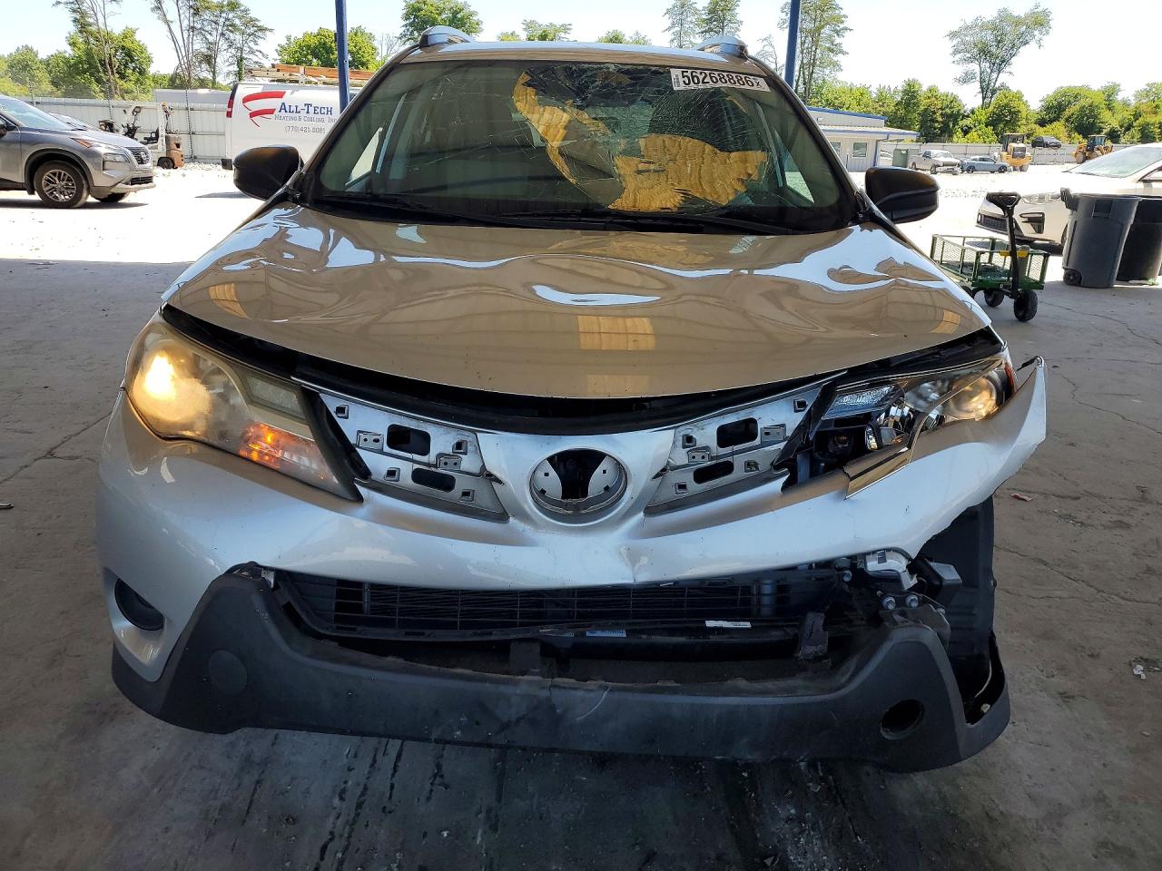 2015 Toyota Rav4 Le Silver vin: 2T3BFREV2FW356437