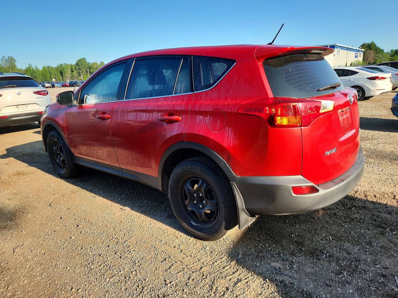 2015 Toyota Rav4 Le Red vin: 2T3BFREV2FW363081