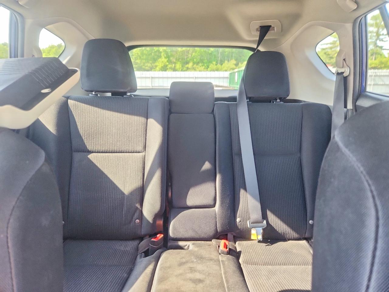 2015 Toyota Rav4 Le Blue vin: 2T3BFREV2FW371939
