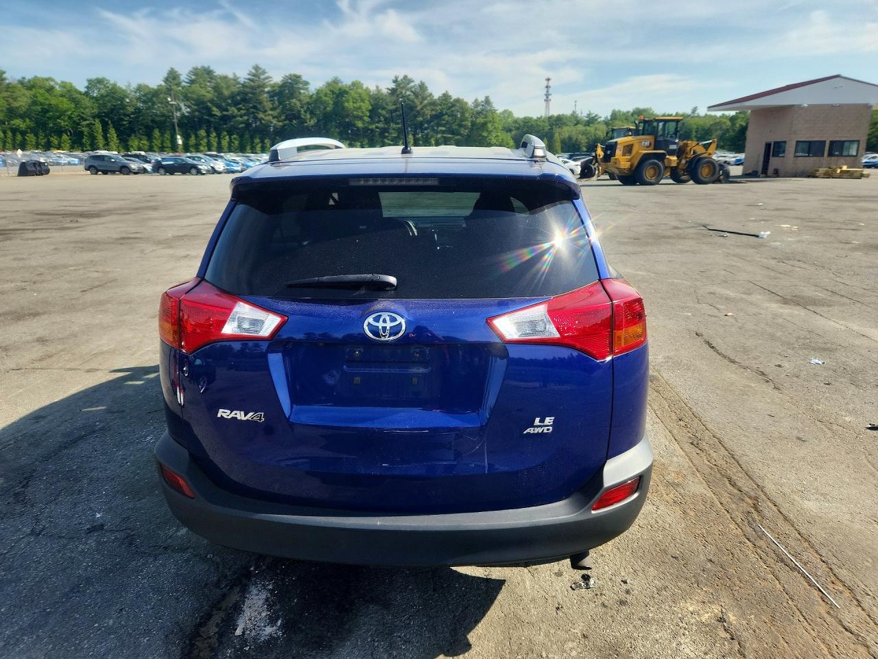 2015 Toyota Rav4 Le Blue vin: 2T3BFREV2FW371939