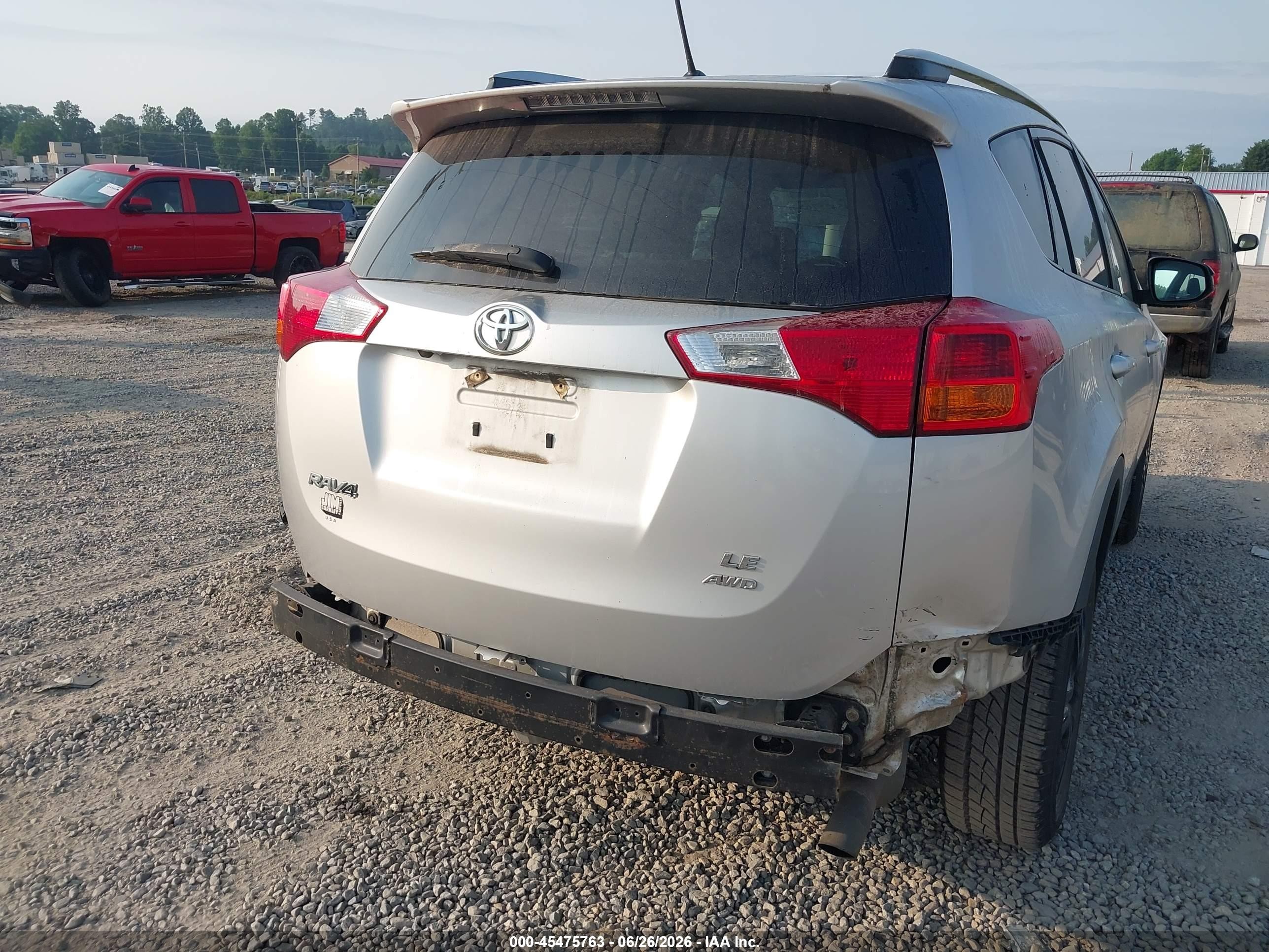 2015 Toyota Rav4 Le Silver vin: 2T3BFREV2FW398946