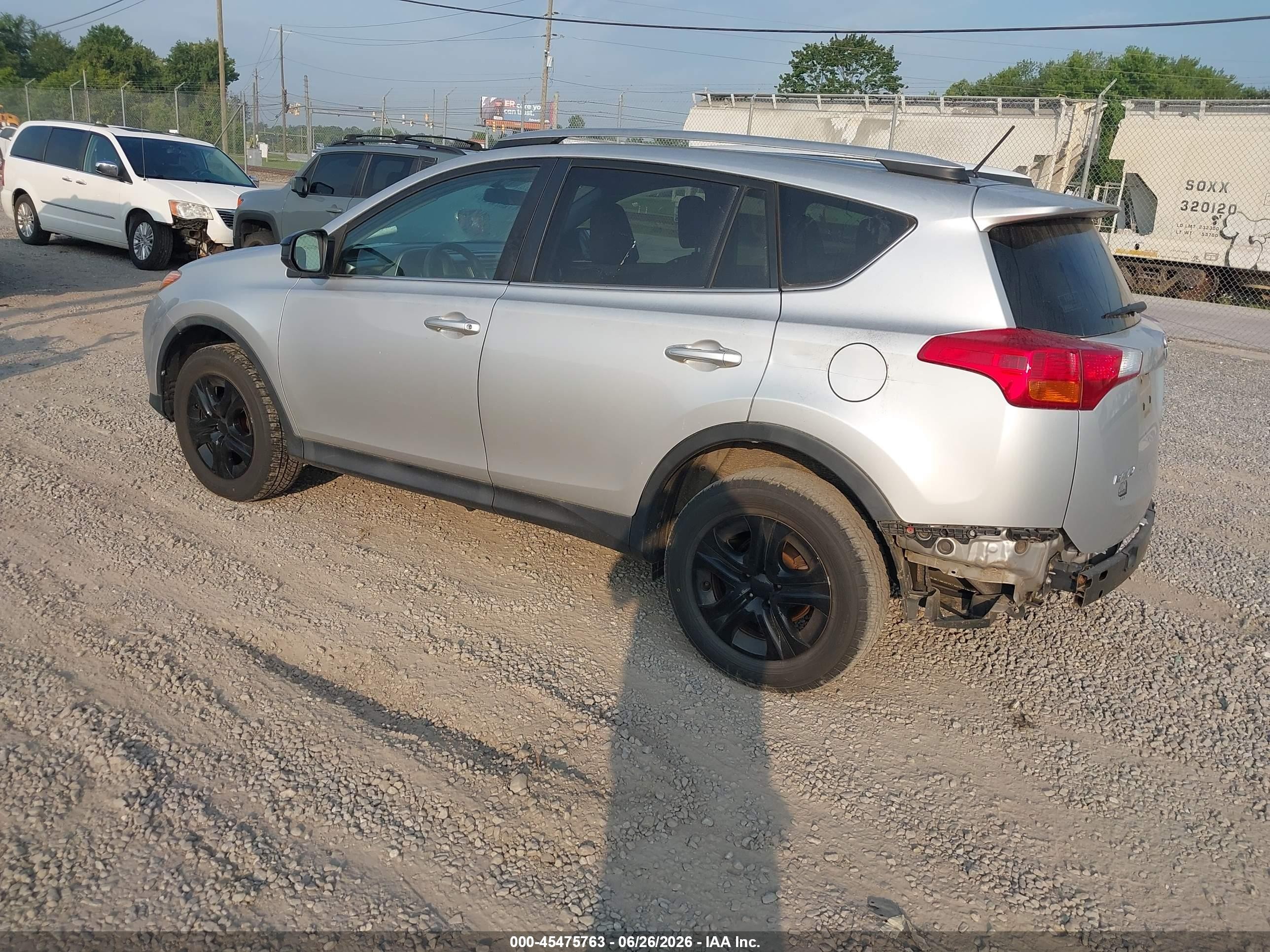 2015 Toyota Rav4 Le Silver vin: 2T3BFREV2FW398946