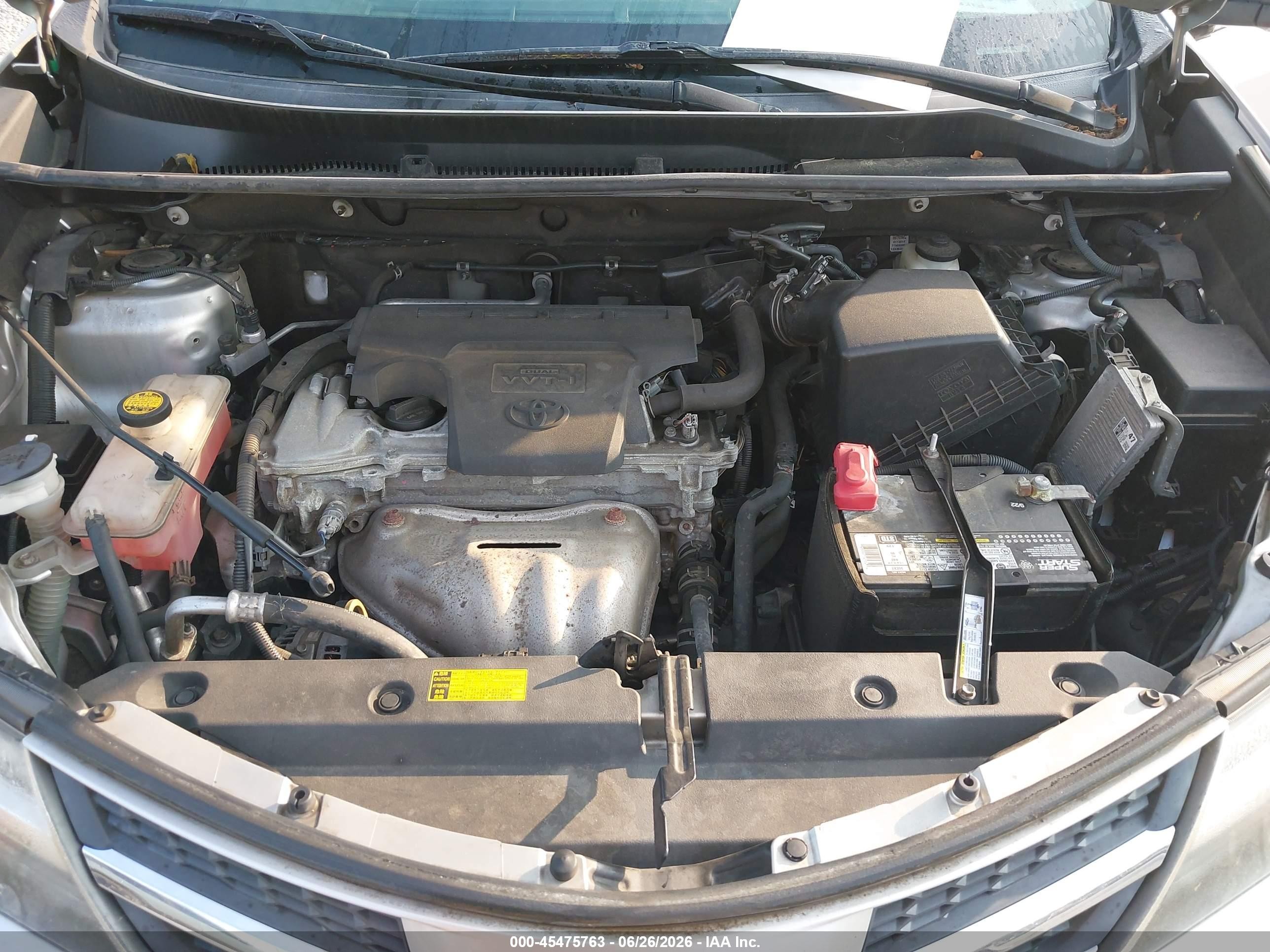 2015 Toyota Rav4 Le Silver vin: 2T3BFREV2FW398946