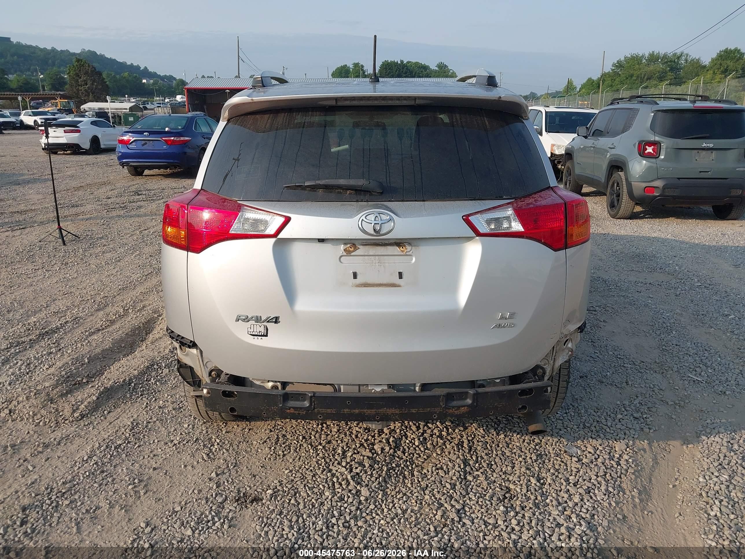 2015 Toyota Rav4 Le Silver vin: 2T3BFREV2FW398946