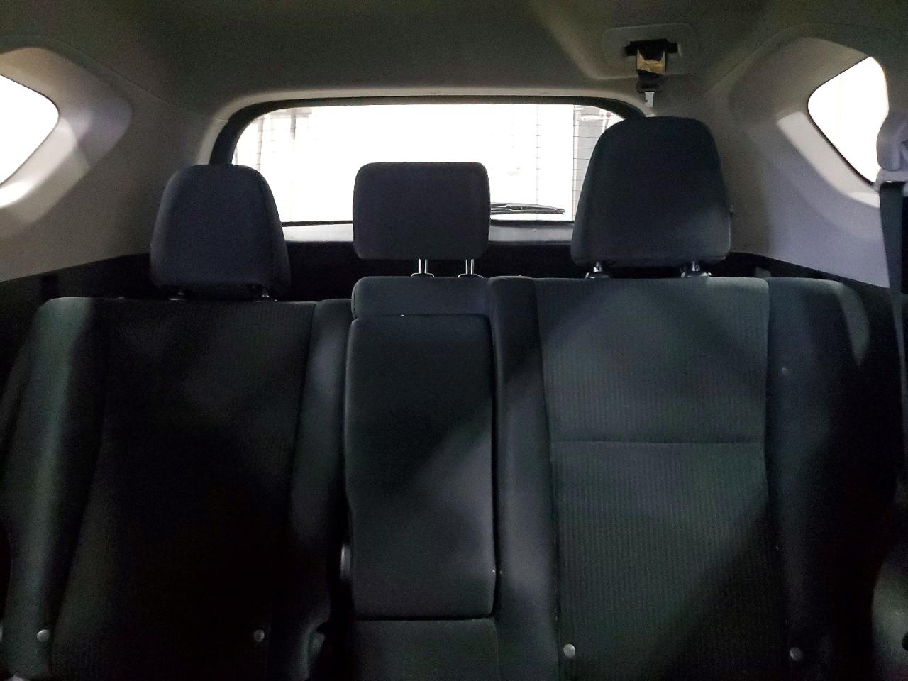 2017 Toyota Rav4 Le Purple vin: 2T3BFREV2HW637222