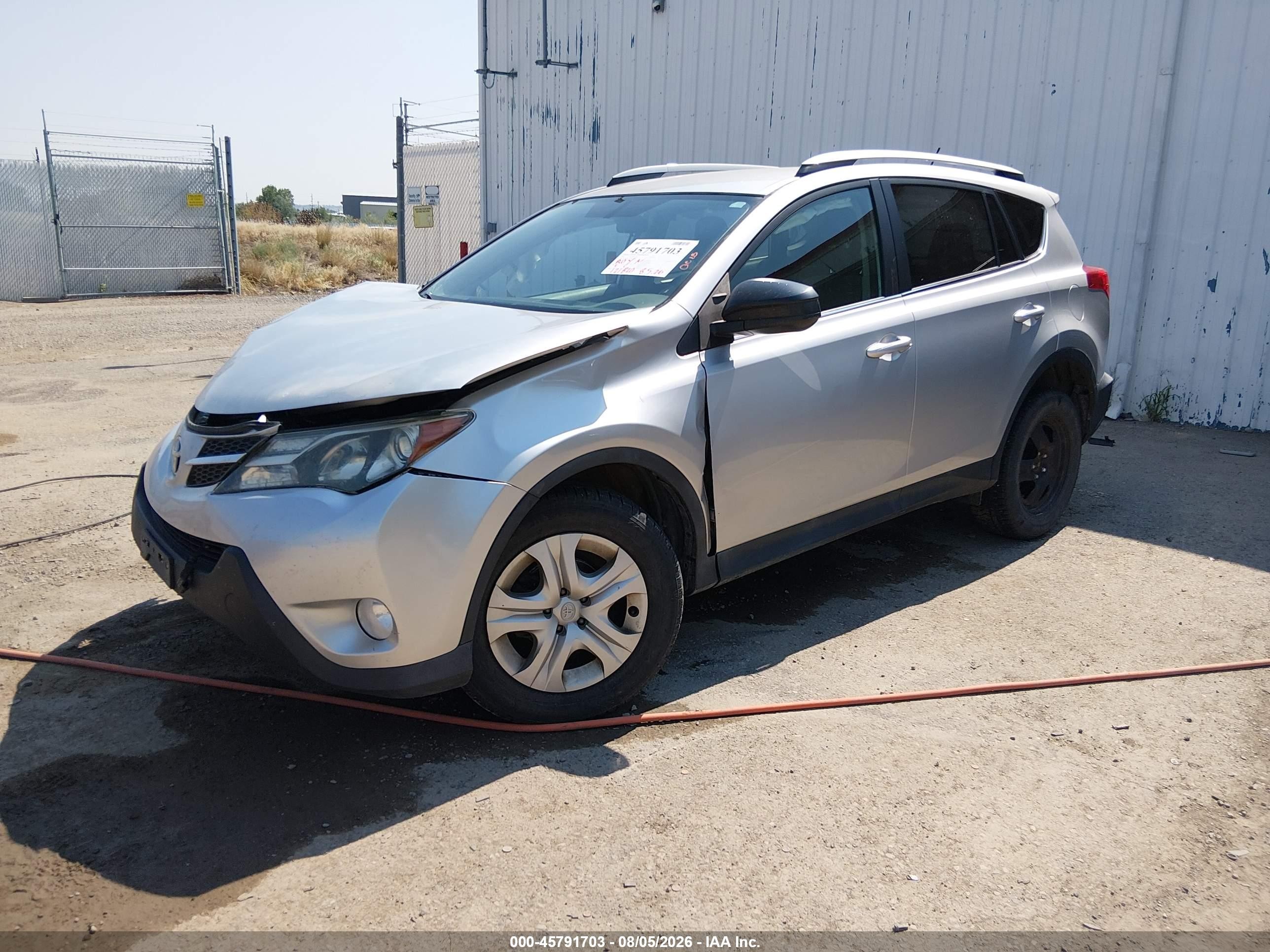2013 Toyota Rav4 Le Silver vin: 2T3BFREV3DW017585
