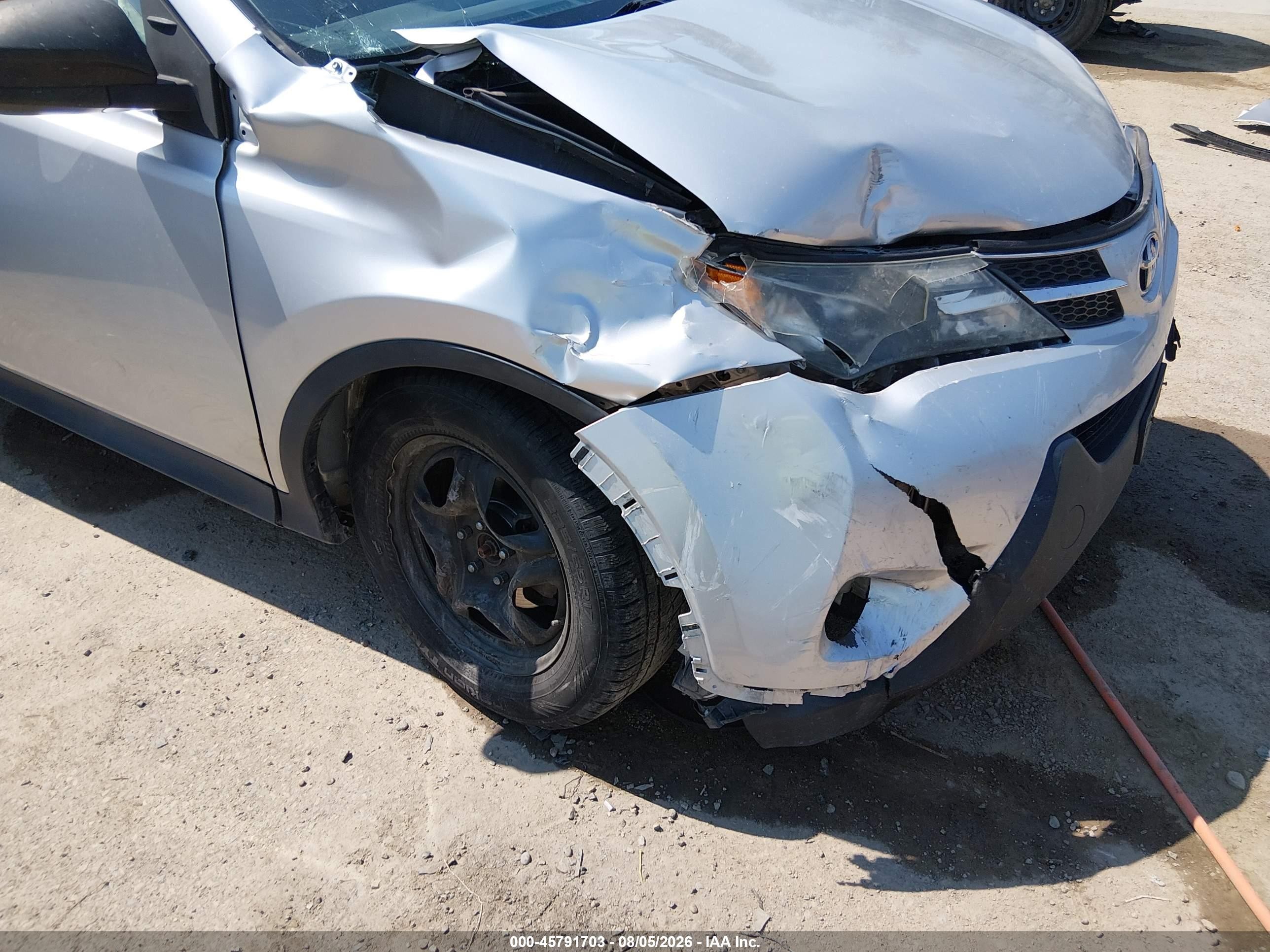 2013 Toyota Rav4 Le Silver vin: 2T3BFREV3DW017585