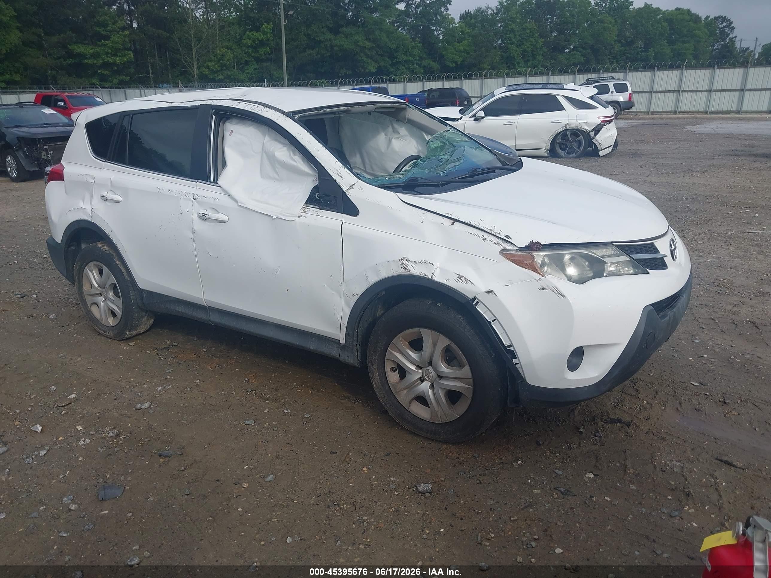 2013 Toyota Rav4 Le White vin: 2T3BFREV3DW024262
