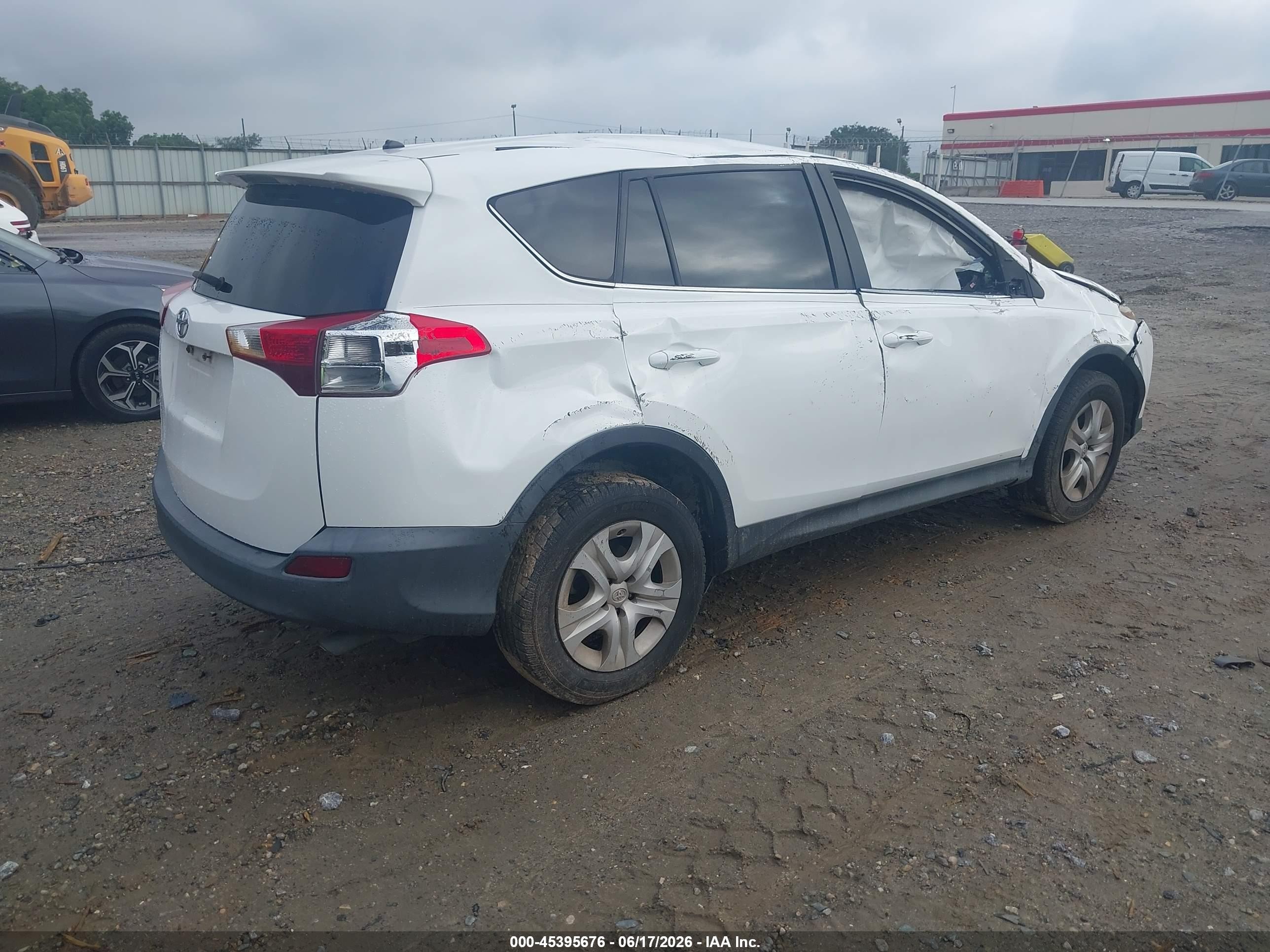 2013 Toyota Rav4 Le White vin: 2T3BFREV3DW024262