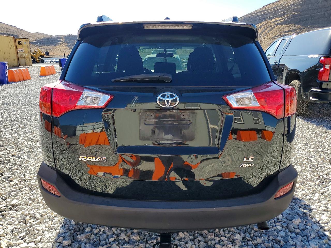 2013 Toyota Rav4 Le Black vin: 2T3BFREV3DW043393