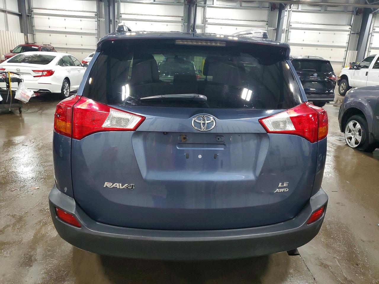 2013 Toyota Rav4 Le Blue vin: 2T3BFREV3DW096238