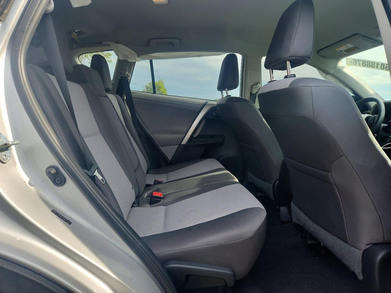 2013 Toyota Rav4 Le Silver vin: 2T3BFREV3DW101261