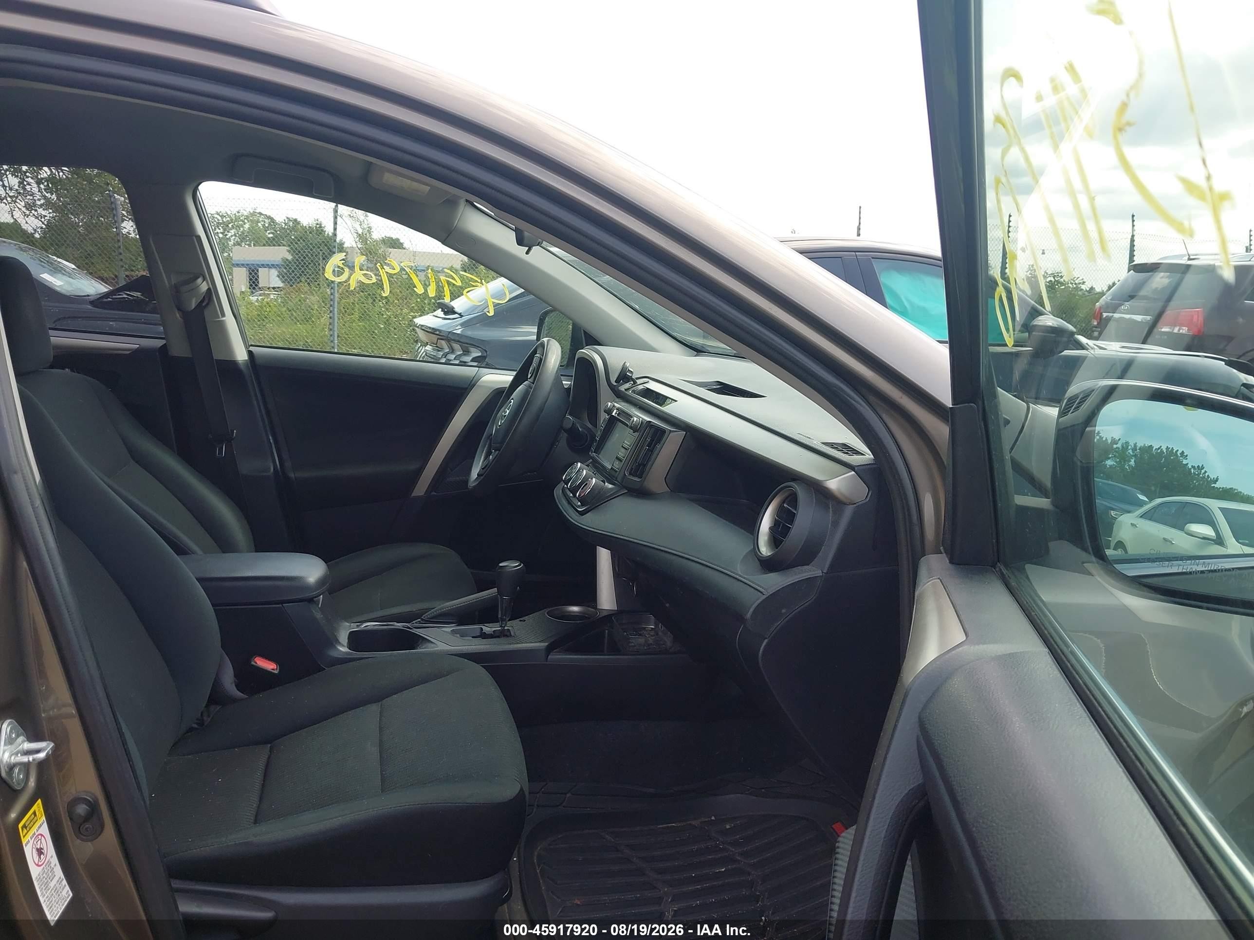 2014 Toyota Rav4 Le Brown vin: 2T3BFREV3EW145715