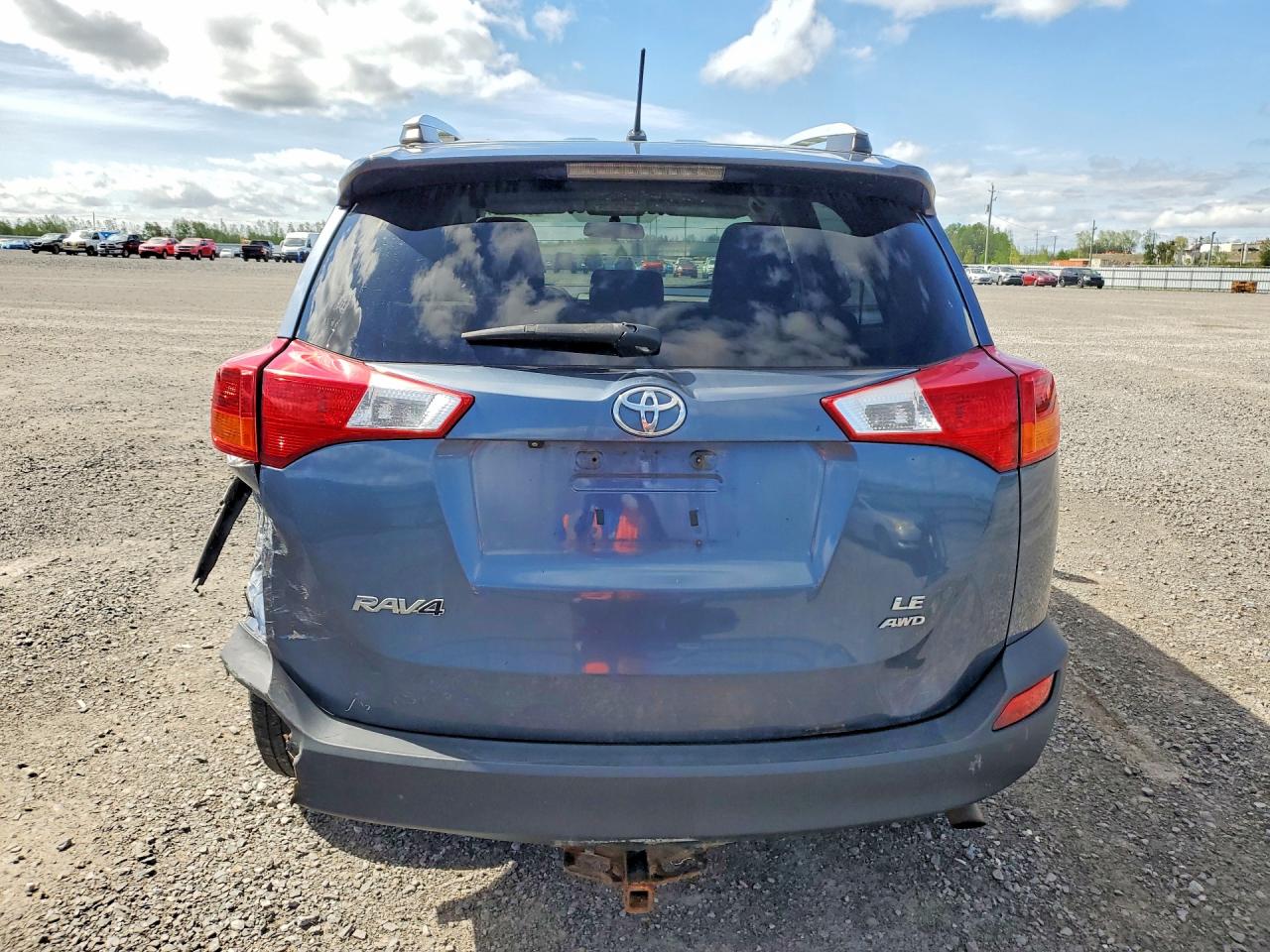 2014 Toyota Rav4 Le Blue vin: 2T3BFREV3EW190881