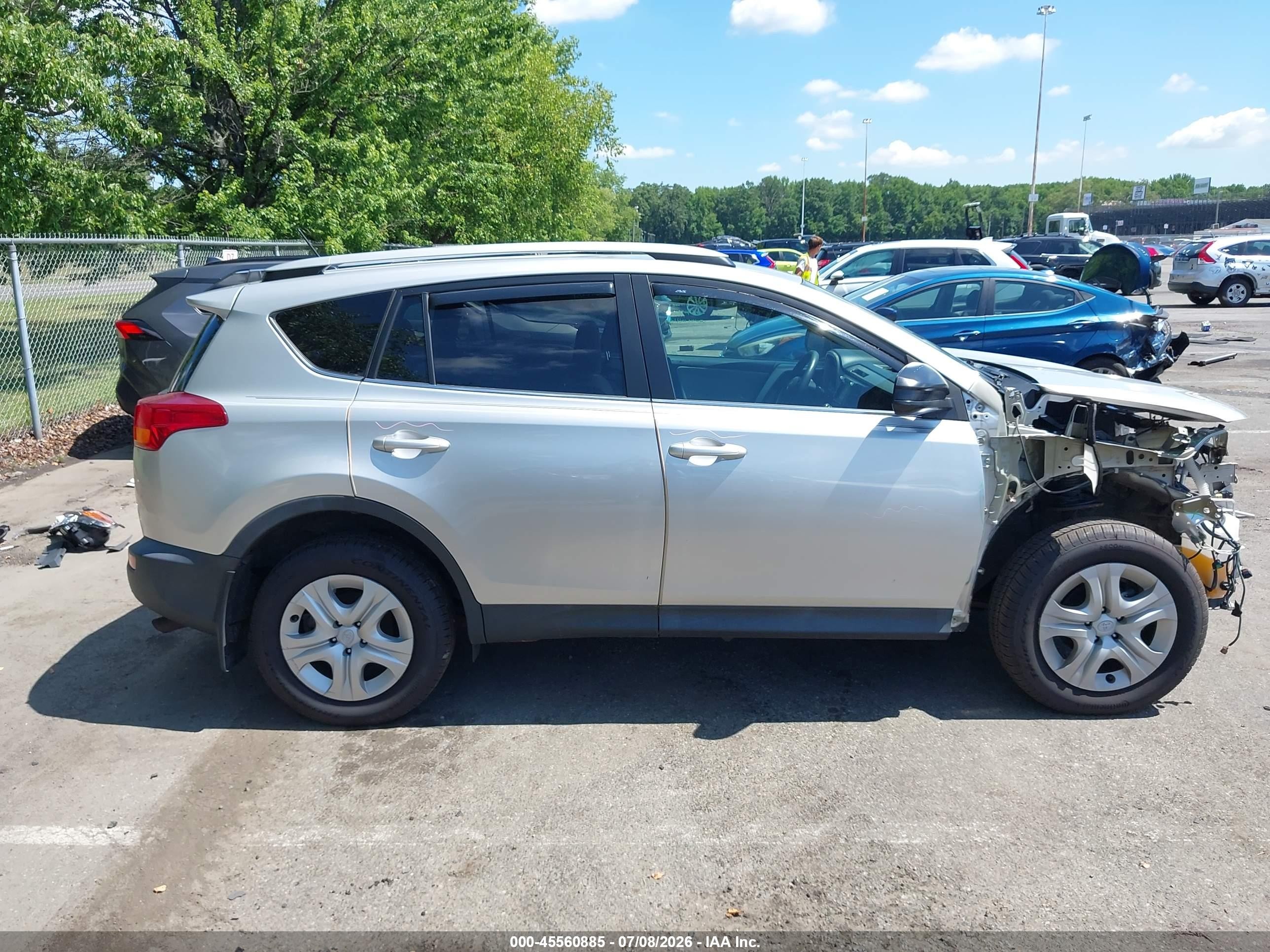 2014 Toyota Rav4 Le Gray vin: 2T3BFREV3EW227203